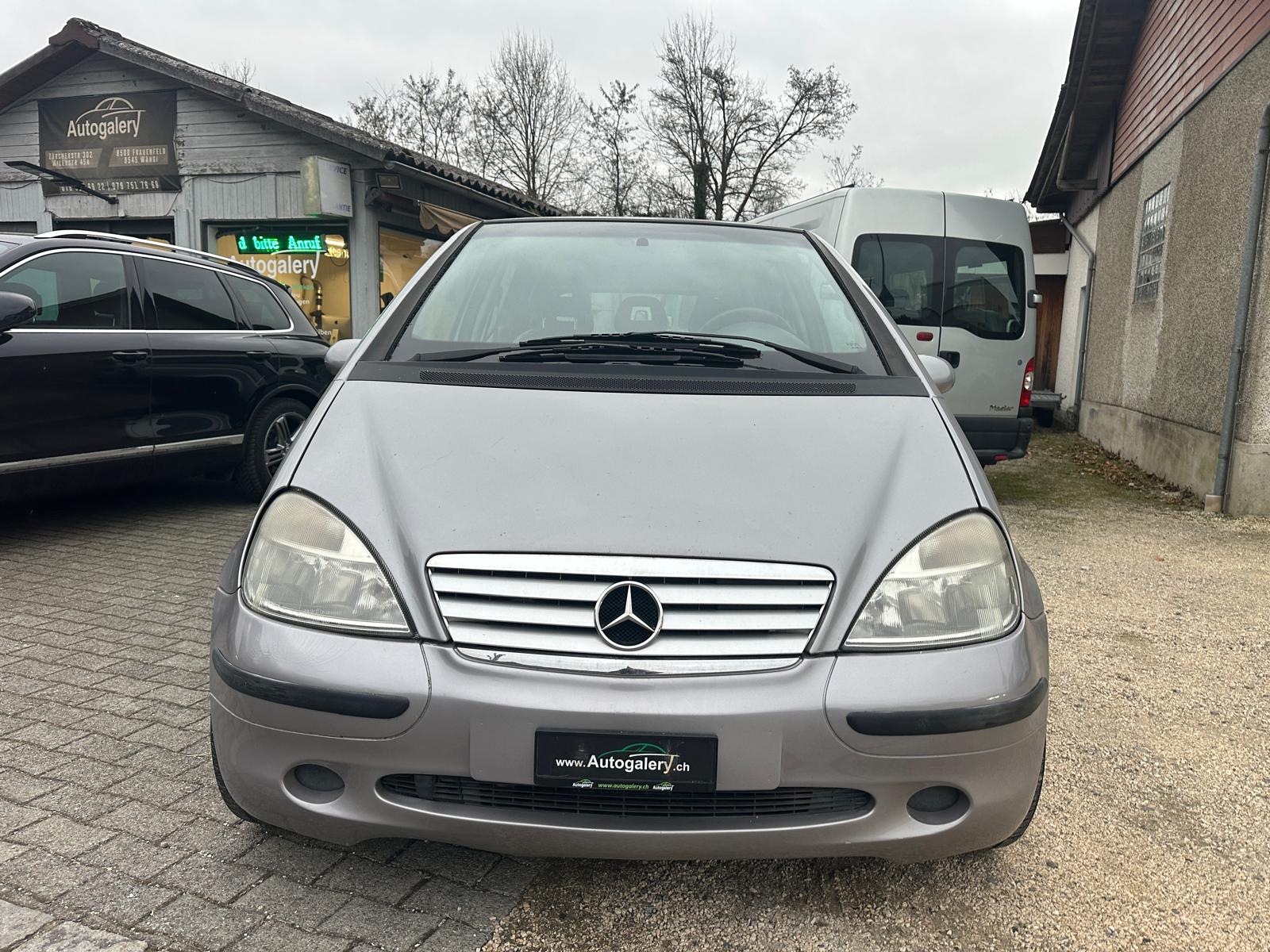 MERCEDES-BENZ A 160 Avantgarde-image-1