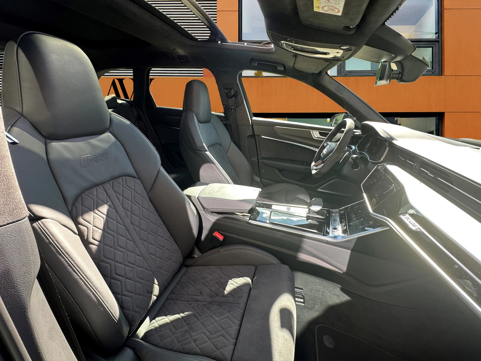 AUDI RS6 Avant 4.0 TFSI V8 quattro-image-9