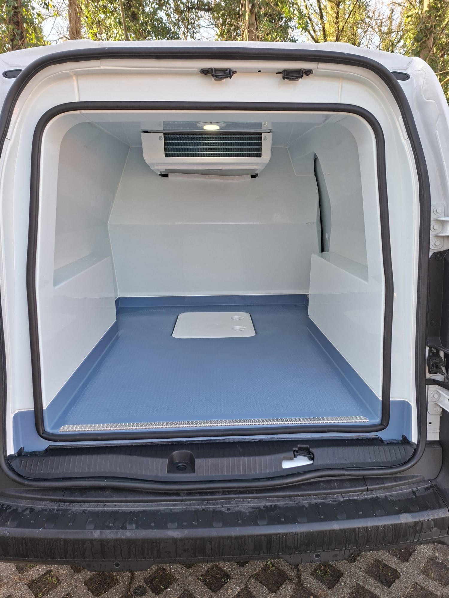 RENAULT Kangoo Van EV45 Standard 22kW Extra-image-7