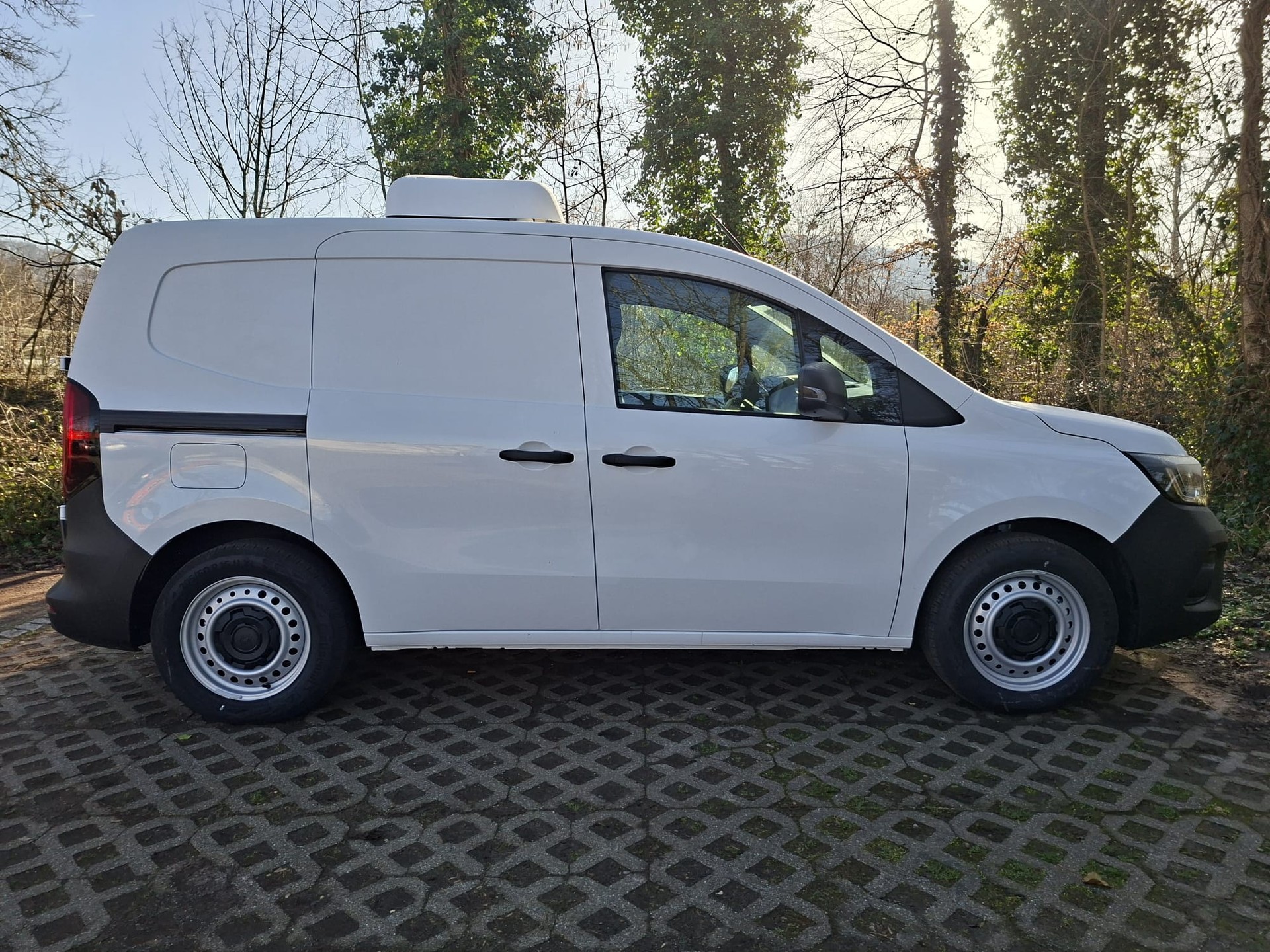 RENAULT Kangoo Van EV45 Standard 22kW Extra-showroom-element-2
