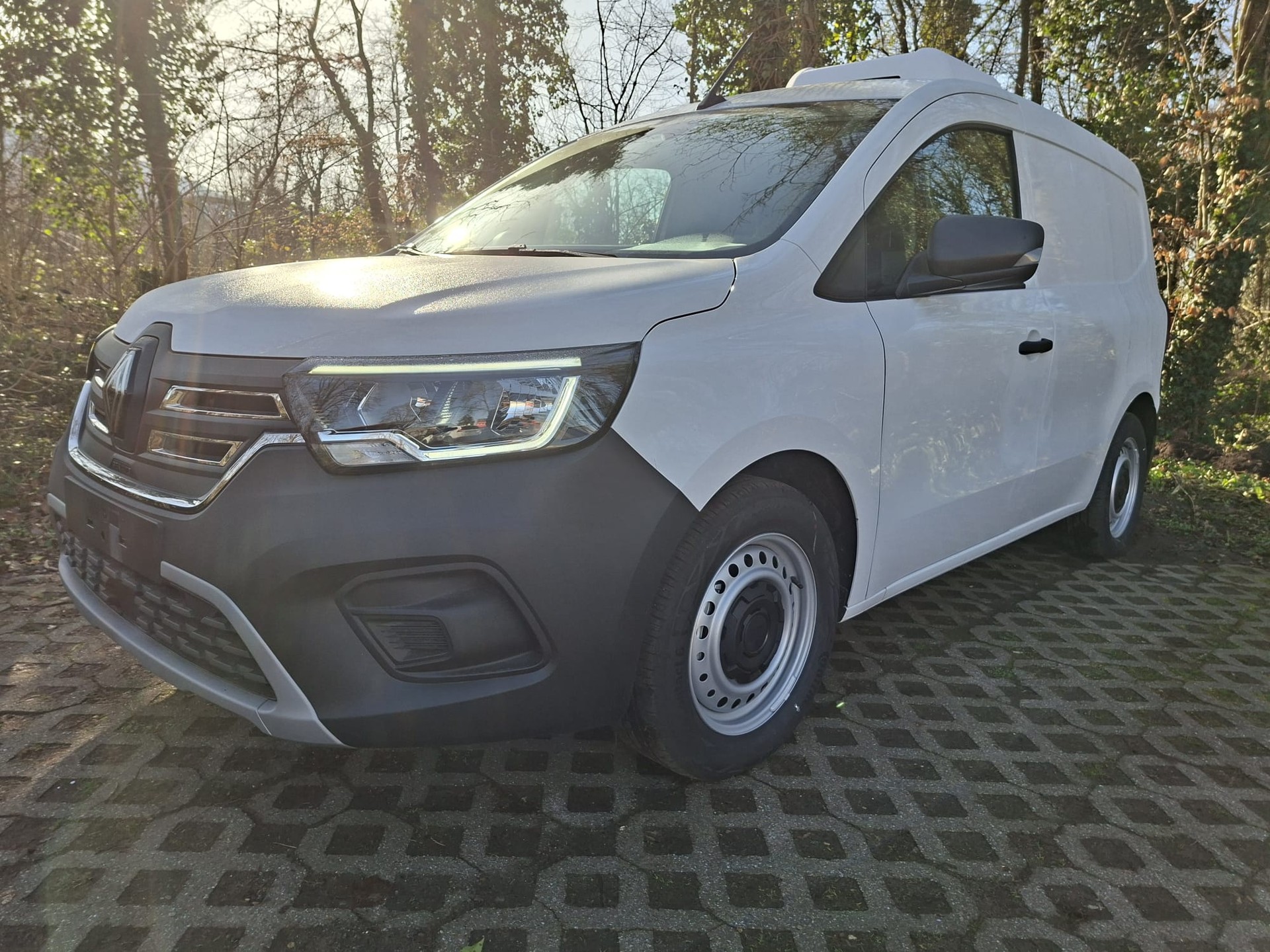 RENAULT Kangoo Van EV45 Standard 22kW Extra-image-4