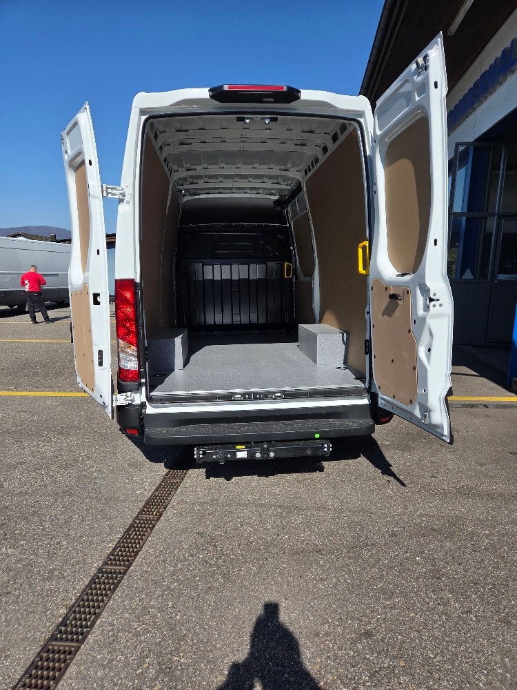 IVECO 35 S 18H A8 V-image-6