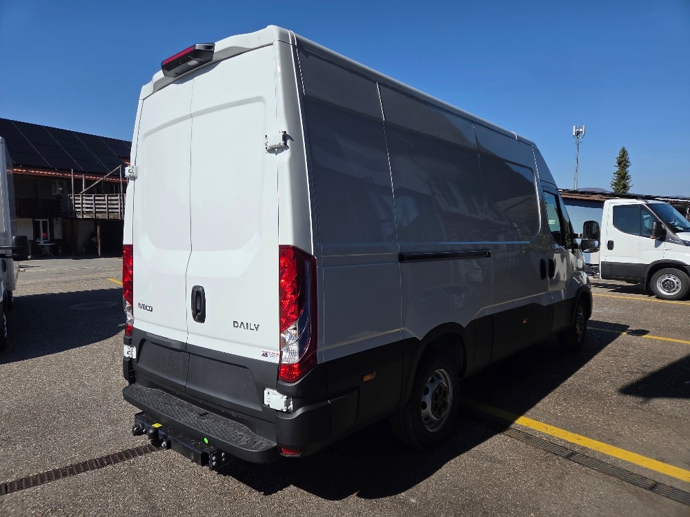 IVECO 35 S 18H A8 V-image-4
