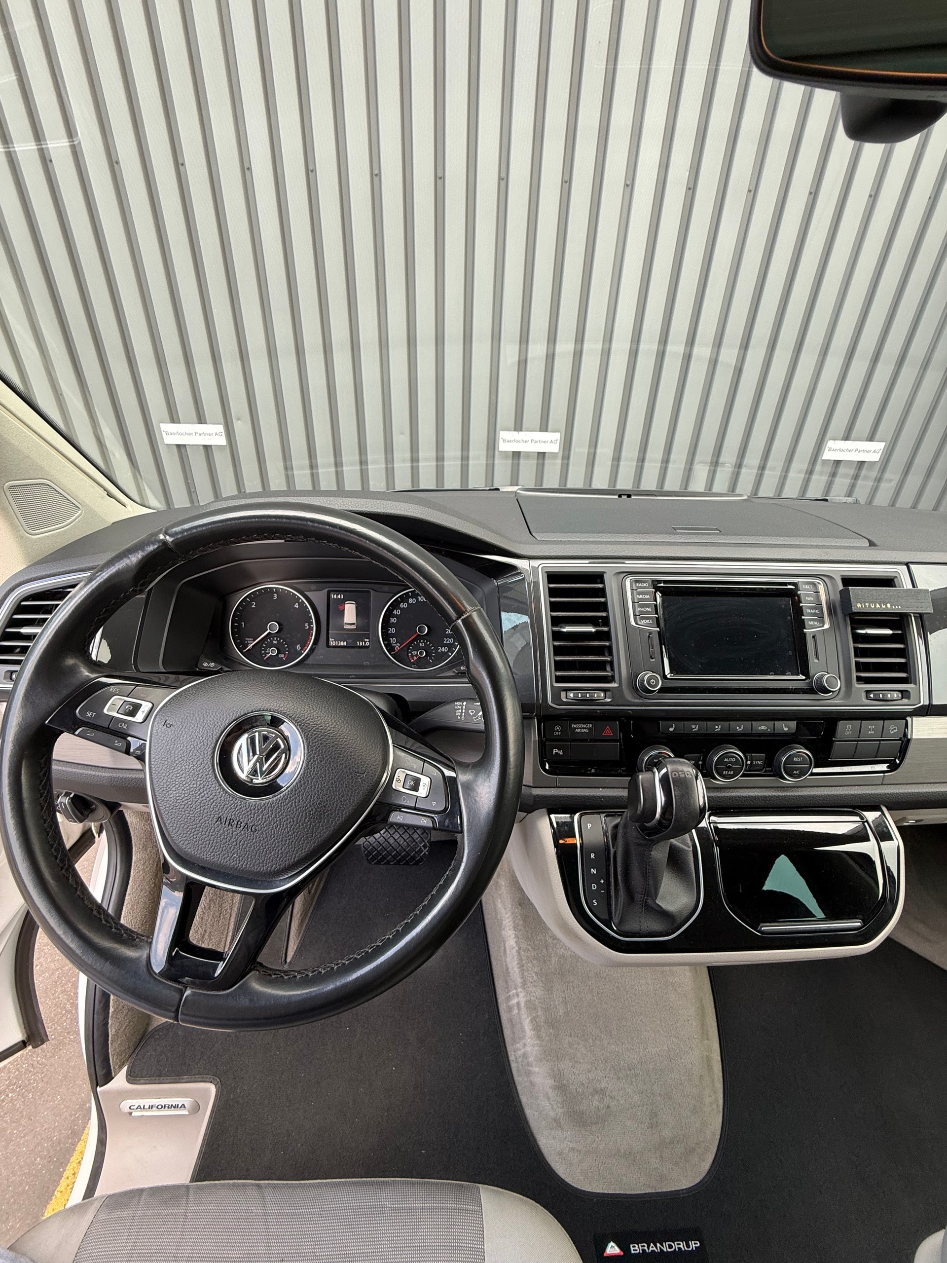 VW T6 California 2.0 Bi-TDI Ocean 4Motion DSG-image-13