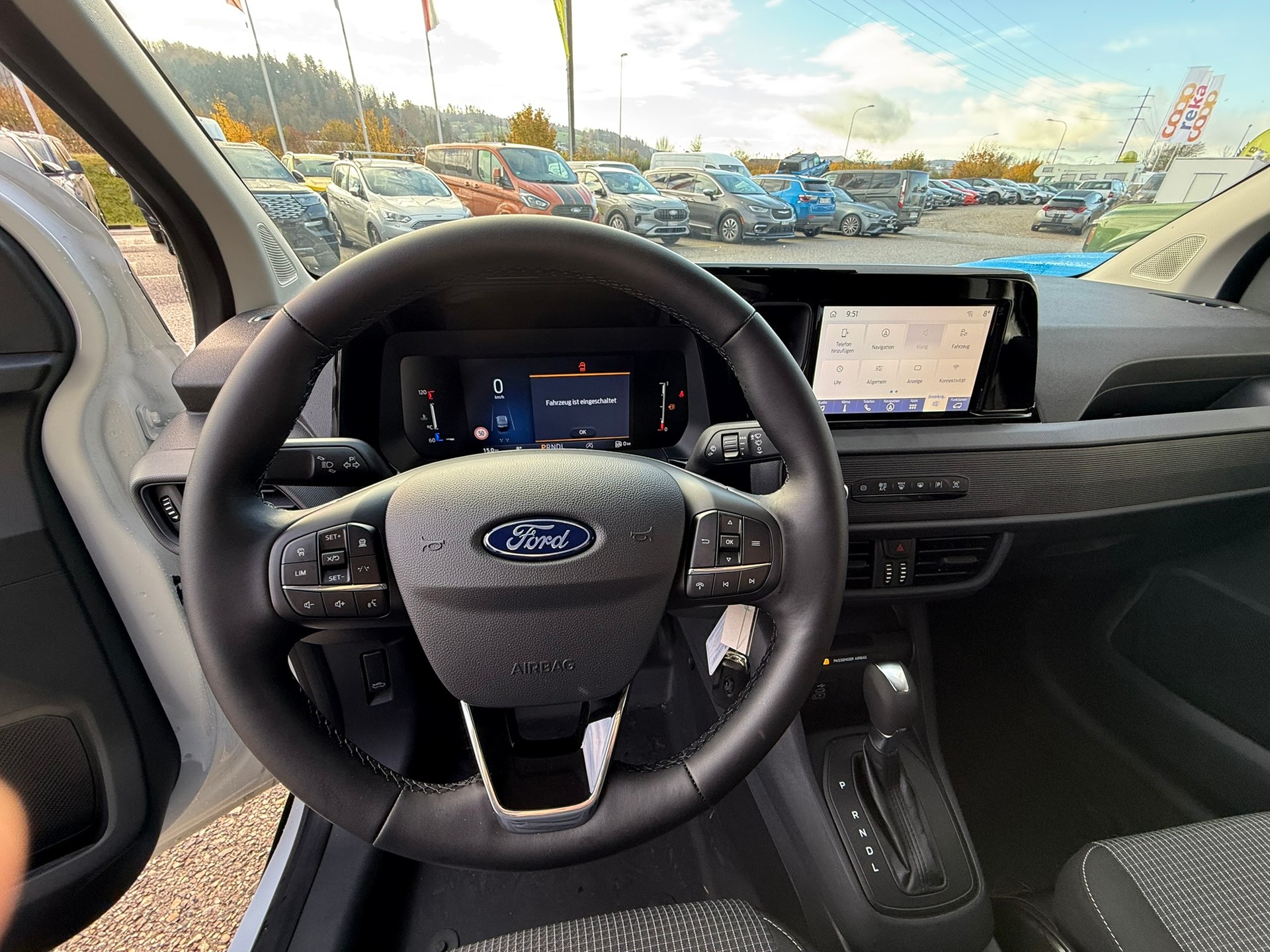 FORD Transit Courier Van 1.0 EcoBoost Trend Automat-image-6