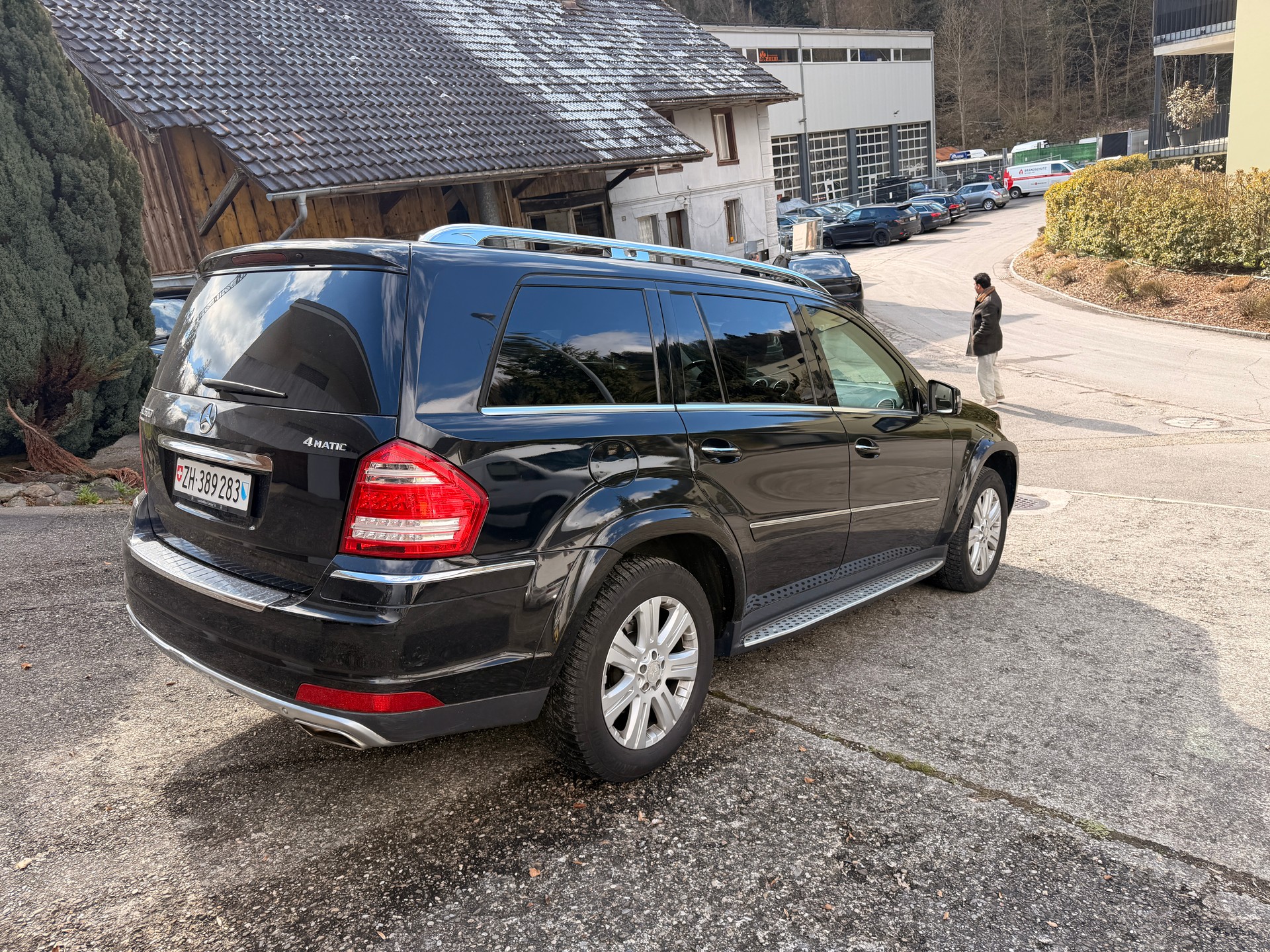 MERCEDES-BENZ GL 500 4Matic 7G-Tronic-image-5
