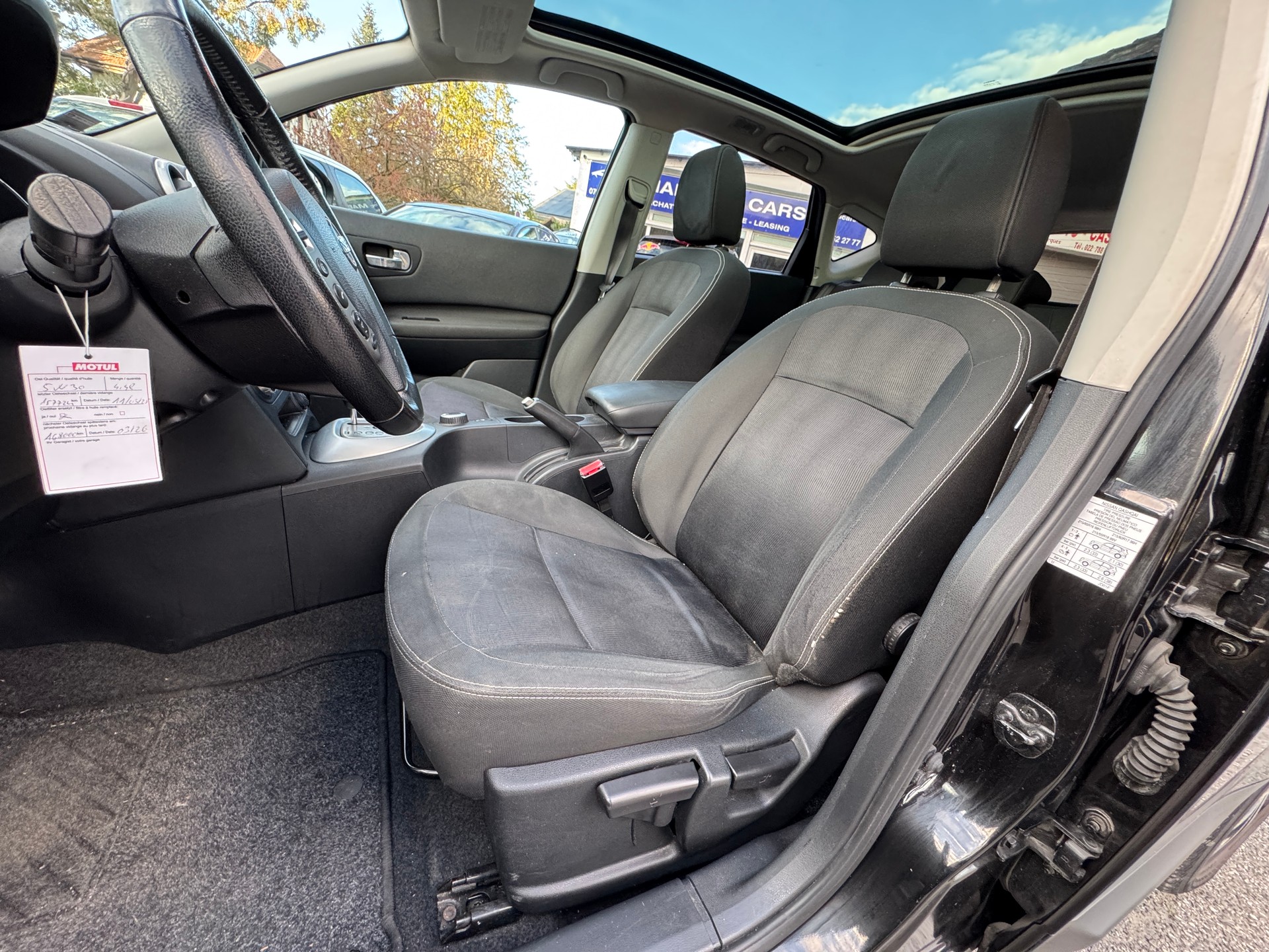 NISSAN Qashqai 2.0 4WD i-Way XTronic CVT-image-6