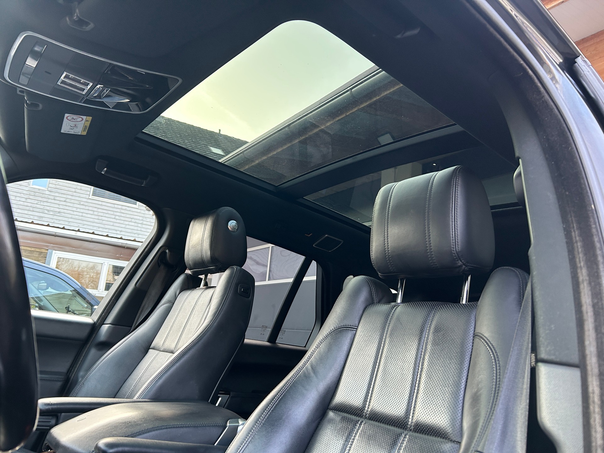 LAND ROVER Range Rover 4.4 SDV8 Autobiography Automatic-image-8