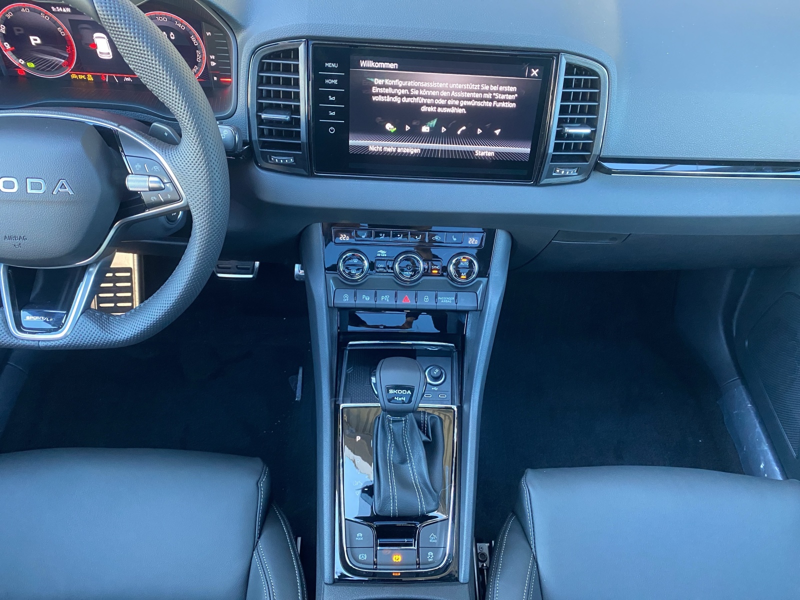 SKODA Karoq 2.0 TSI SportLine 4x4 DSG-image-10