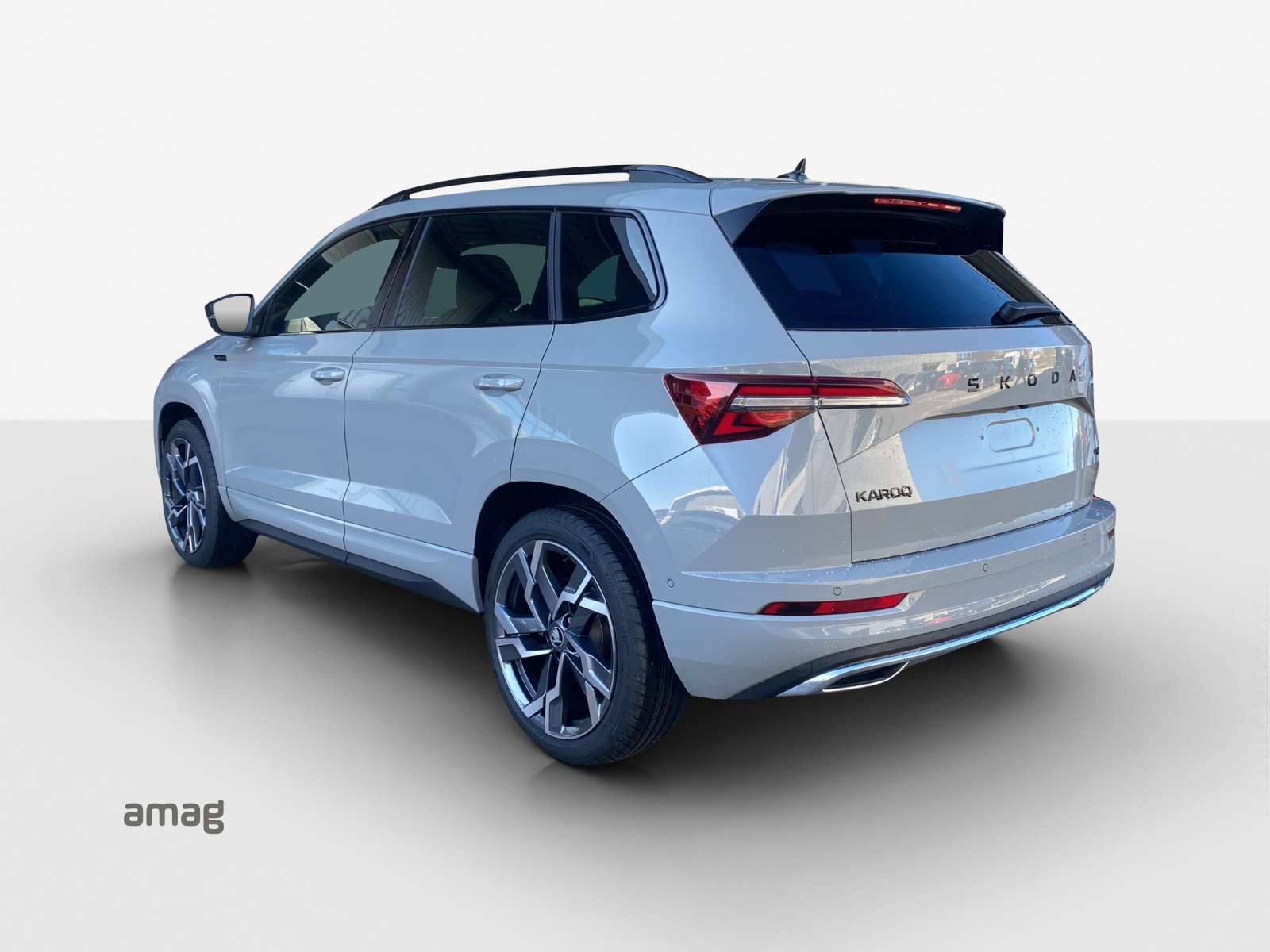 SKODA Karoq 2.0 TSI SportLine 4x4 DSG-image-2