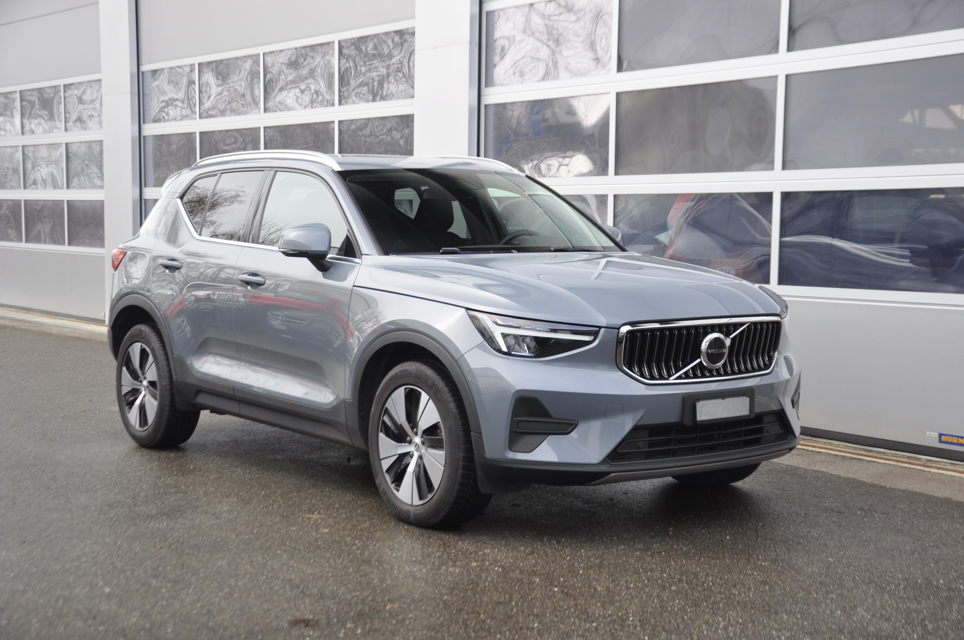 VOLVO XC40 T4 PHEV Essential Bright DCT-image-0