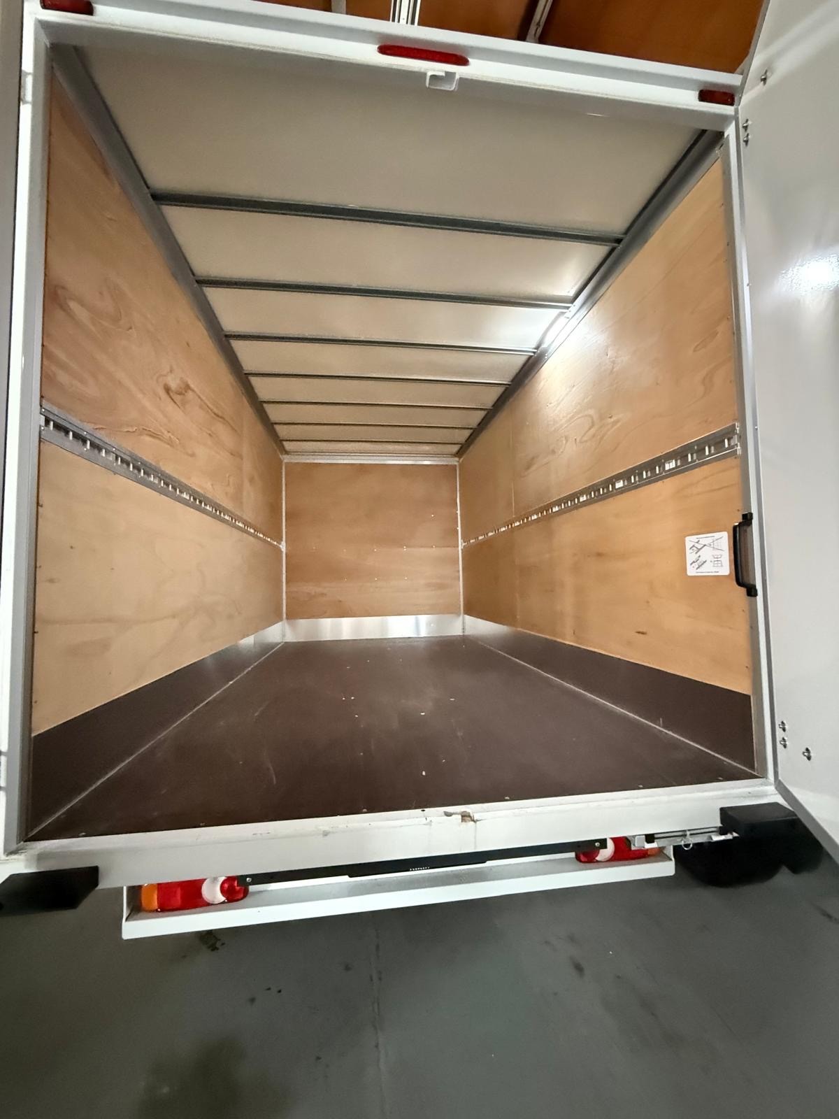 RENAULT MASTER-image-10