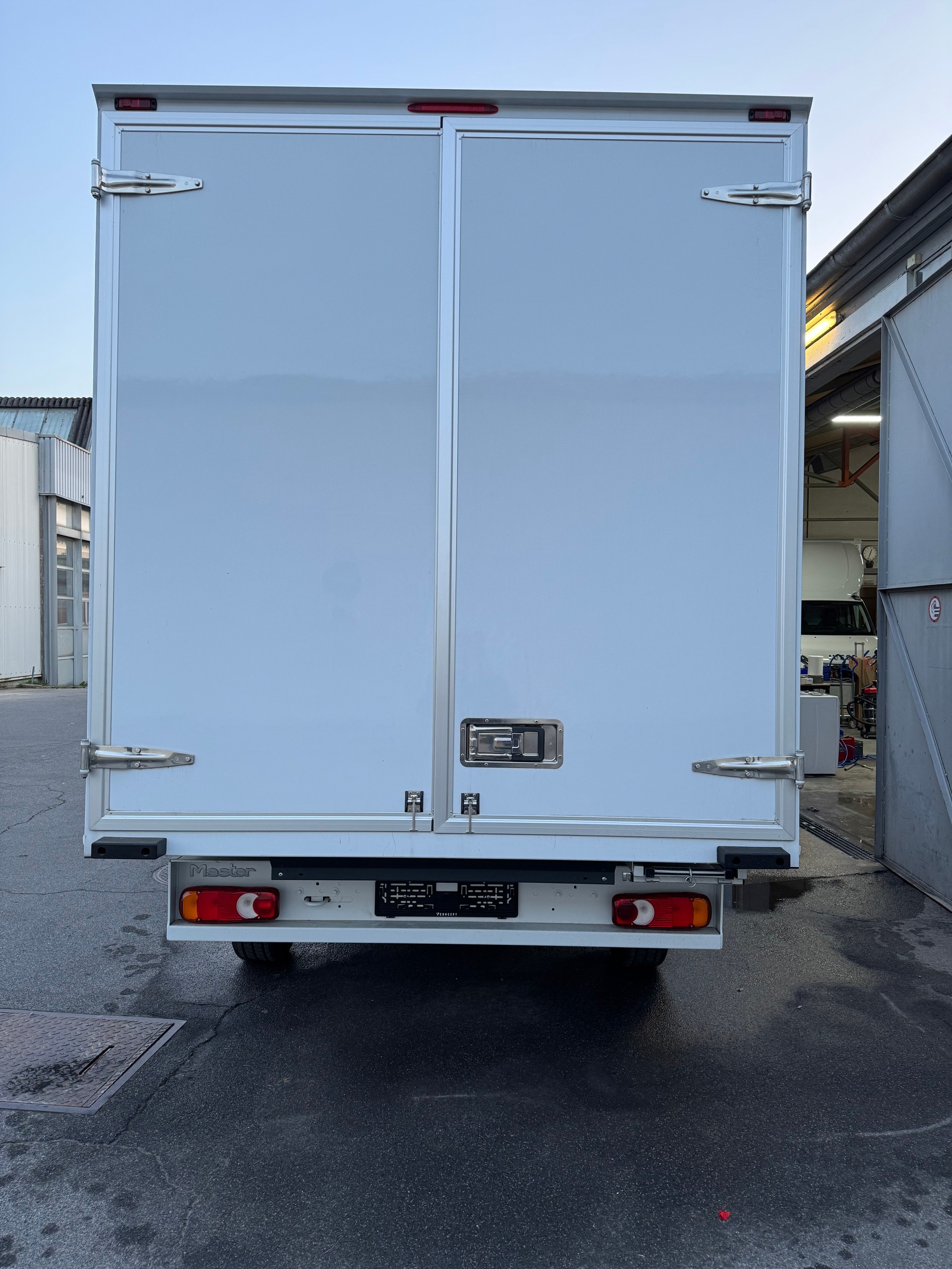 RENAULT MASTER-image-4