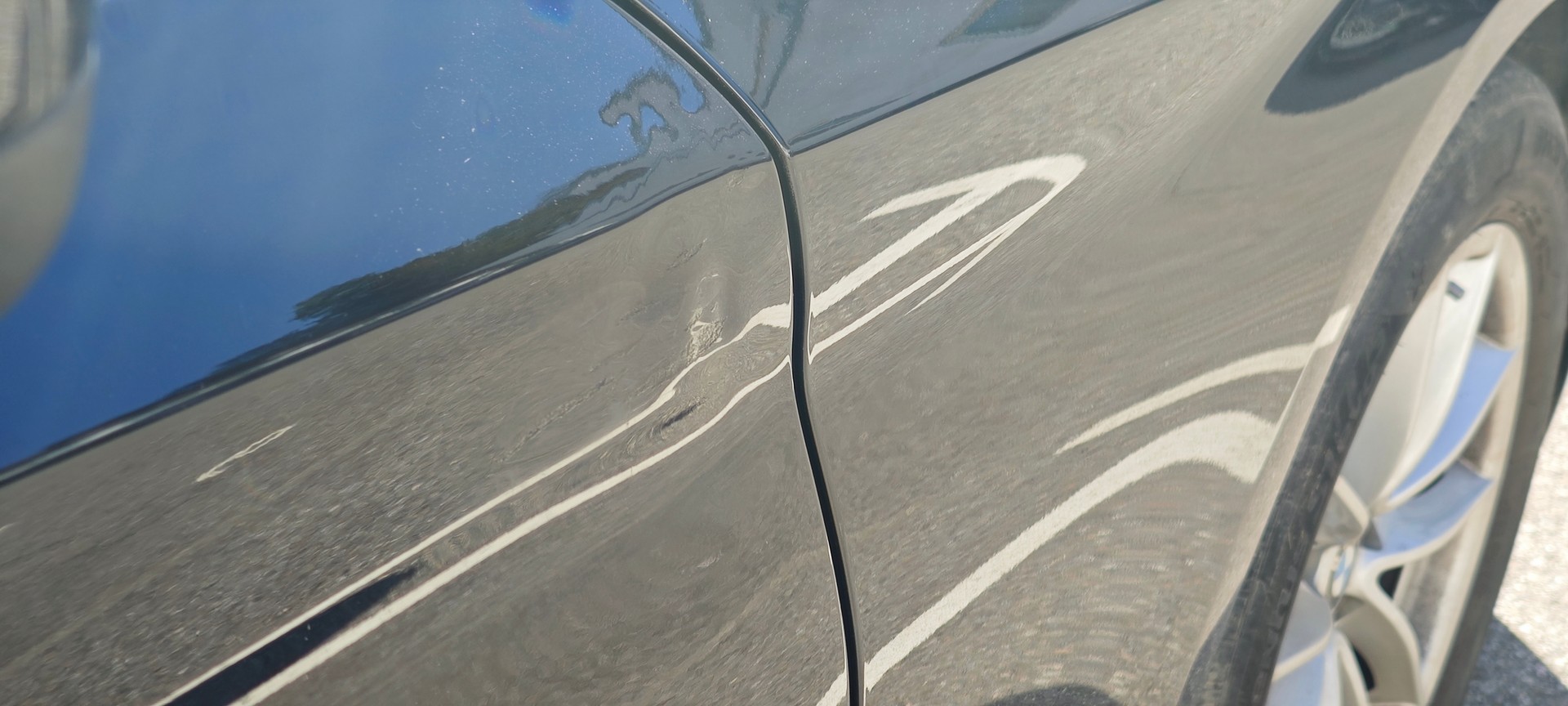 BMW 530i xDrive 48V Touring Steptronic-image-10