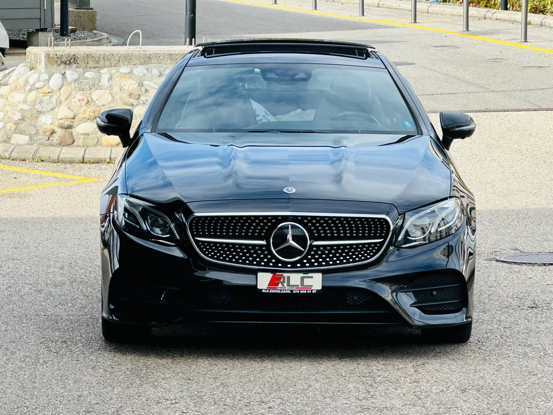 MERCEDES-BENZ E 450 Coupé Avantgarde 4 Matic 9G-Tronic-image-4