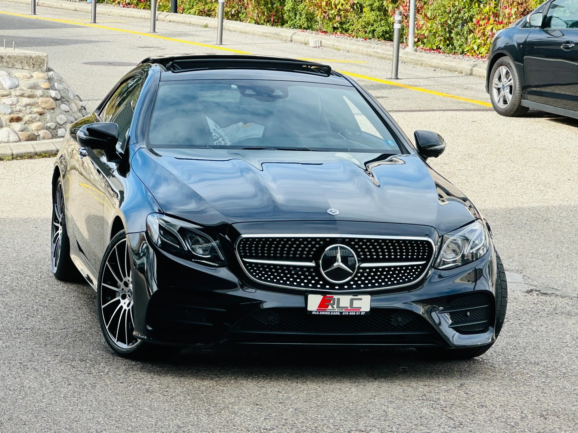 MERCEDES-BENZ E 450 Coupé Avantgarde 4 Matic 9G-Tronic-image-3
