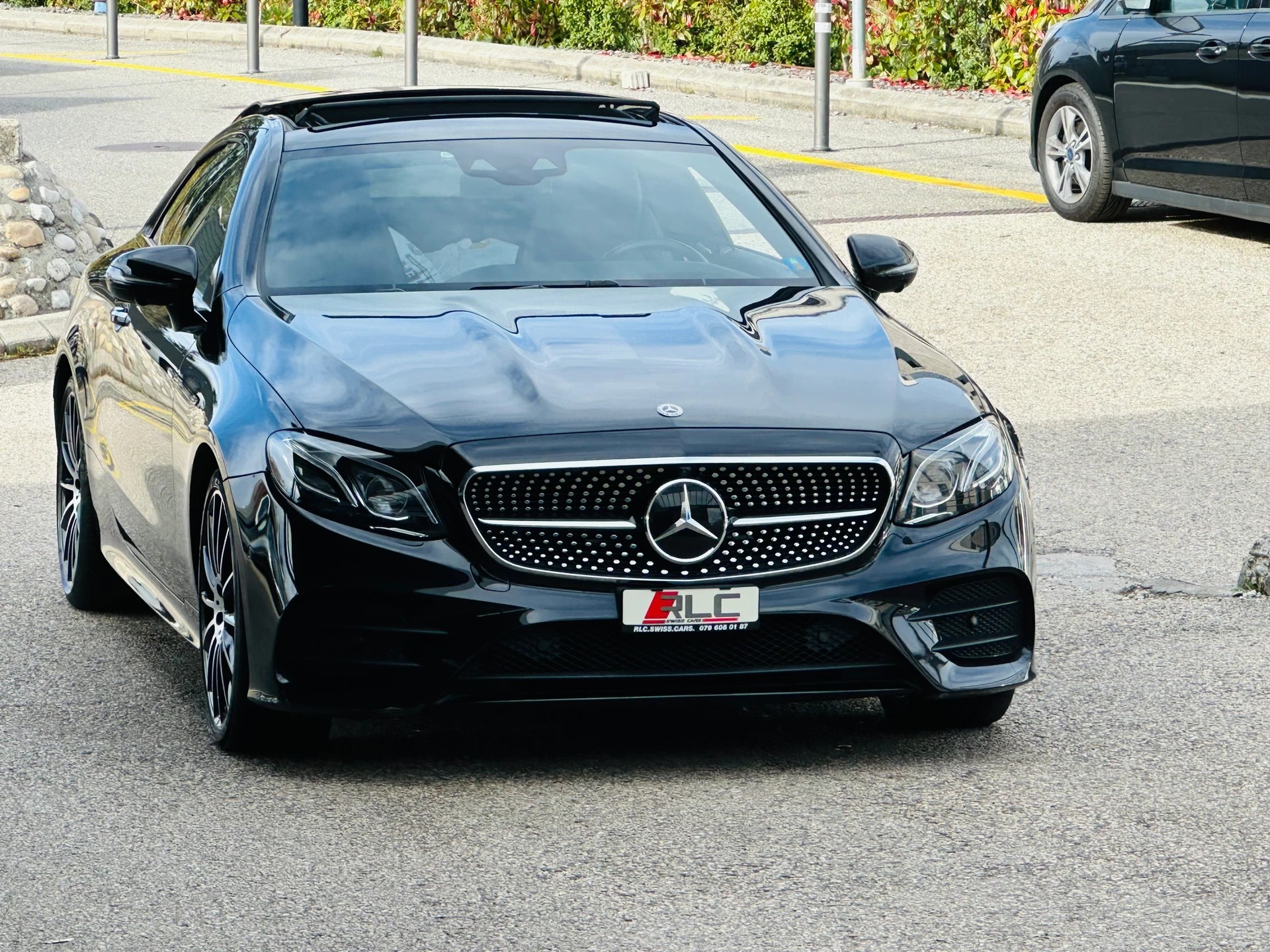 MERCEDES-BENZ E 450 Coupé Avantgarde 4 Matic 9G-Tronic-image-5