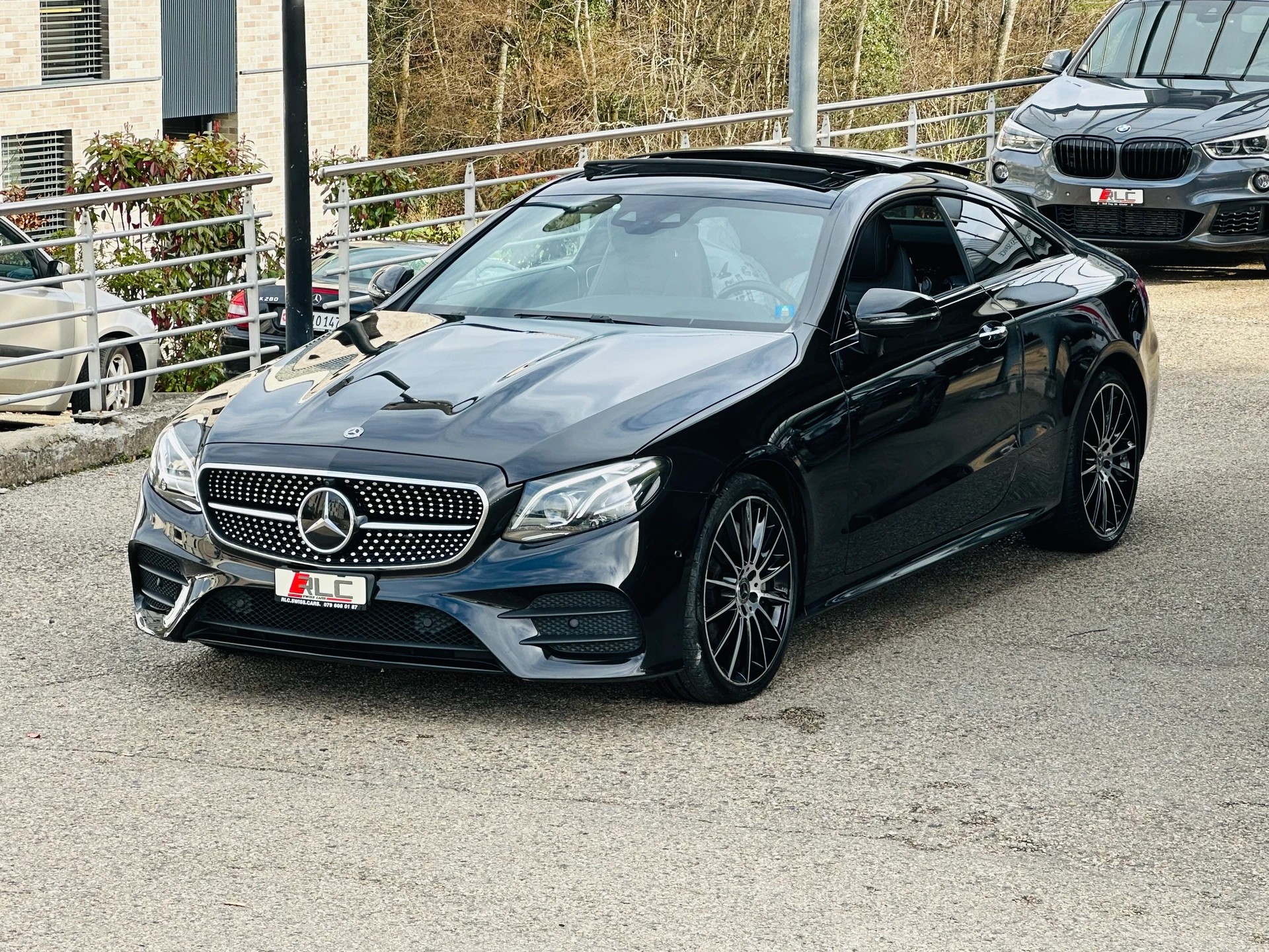 MERCEDES-BENZ E 450 Coupé Avantgarde 4 Matic 9G-Tronic-image-8