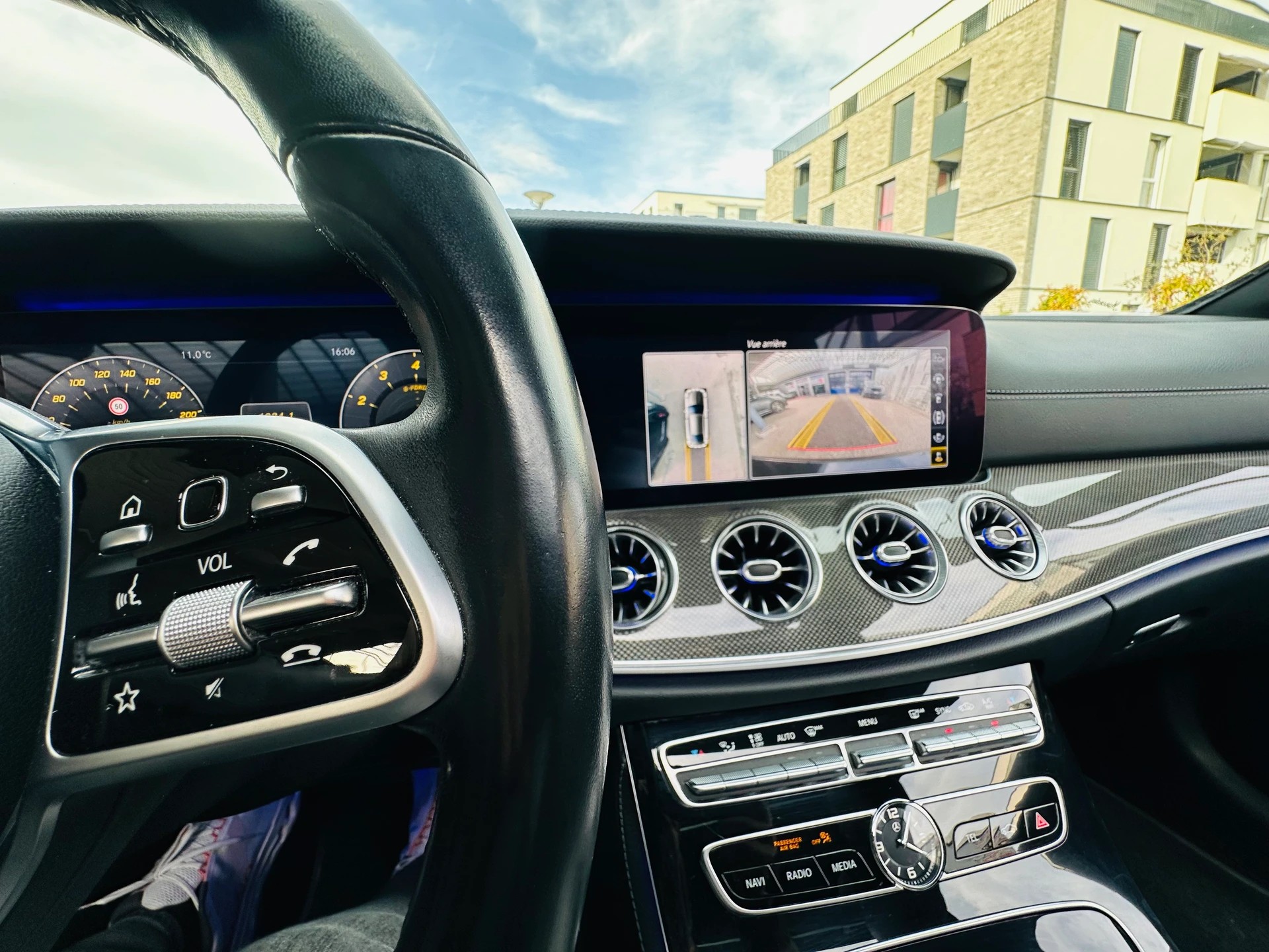 MERCEDES-BENZ E 450 Coupé Avantgarde 4 Matic 9G-Tronic-image-17