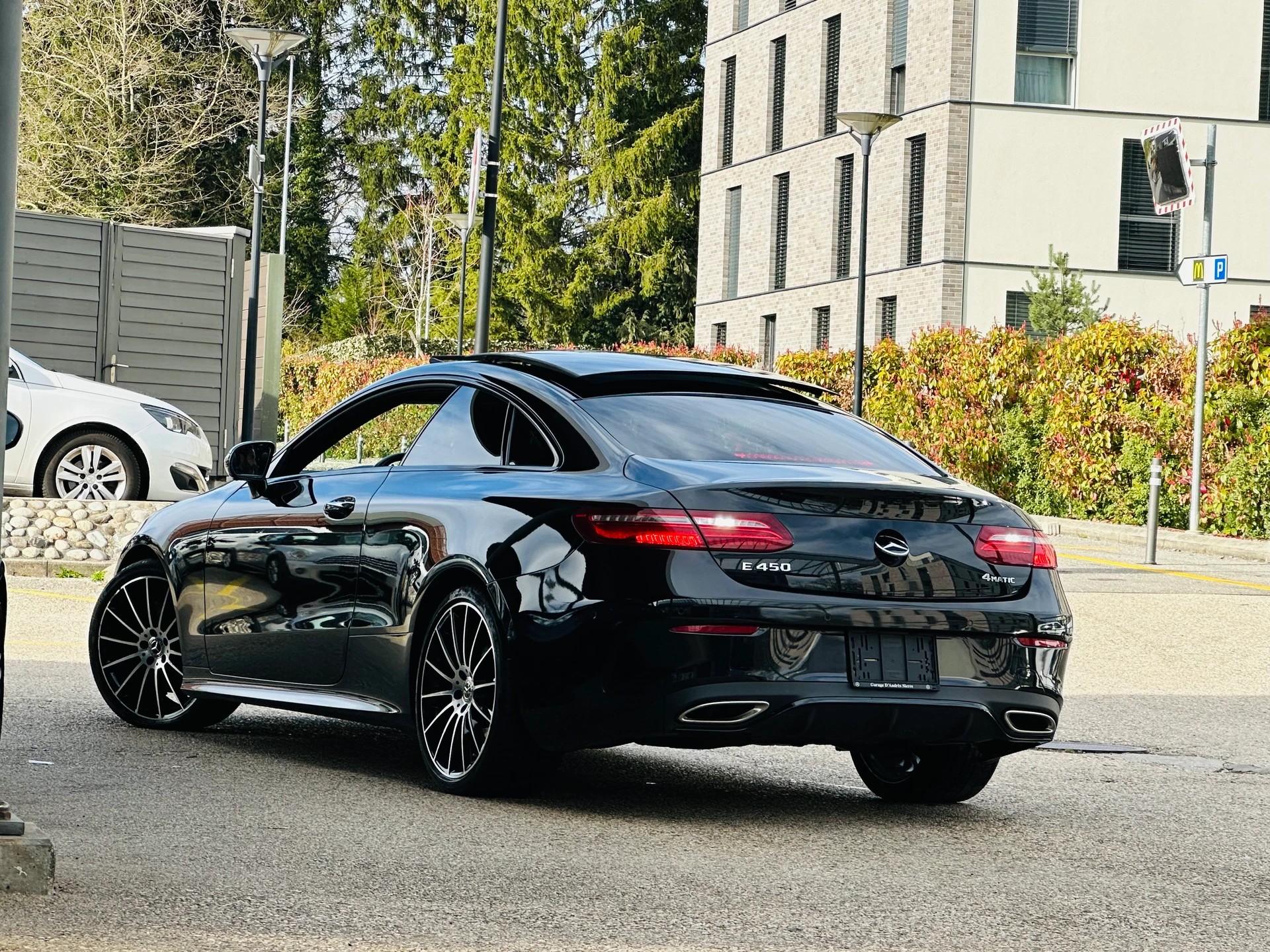 MERCEDES-BENZ E 450 Coupé Avantgarde 4 Matic 9G-Tronic-image-10