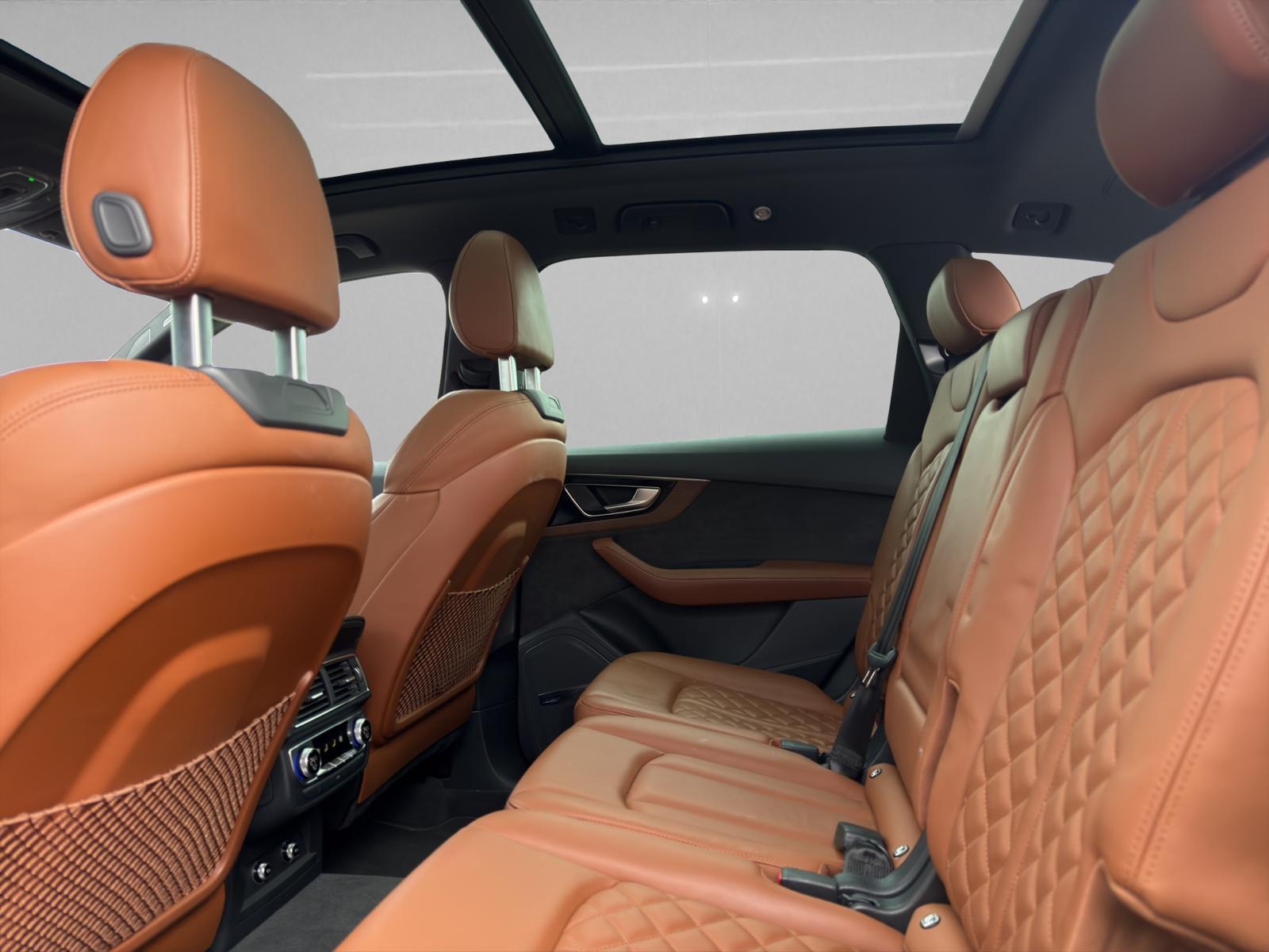 AUDI SQ7 4.0 TDI quattro tiptronic-image-8