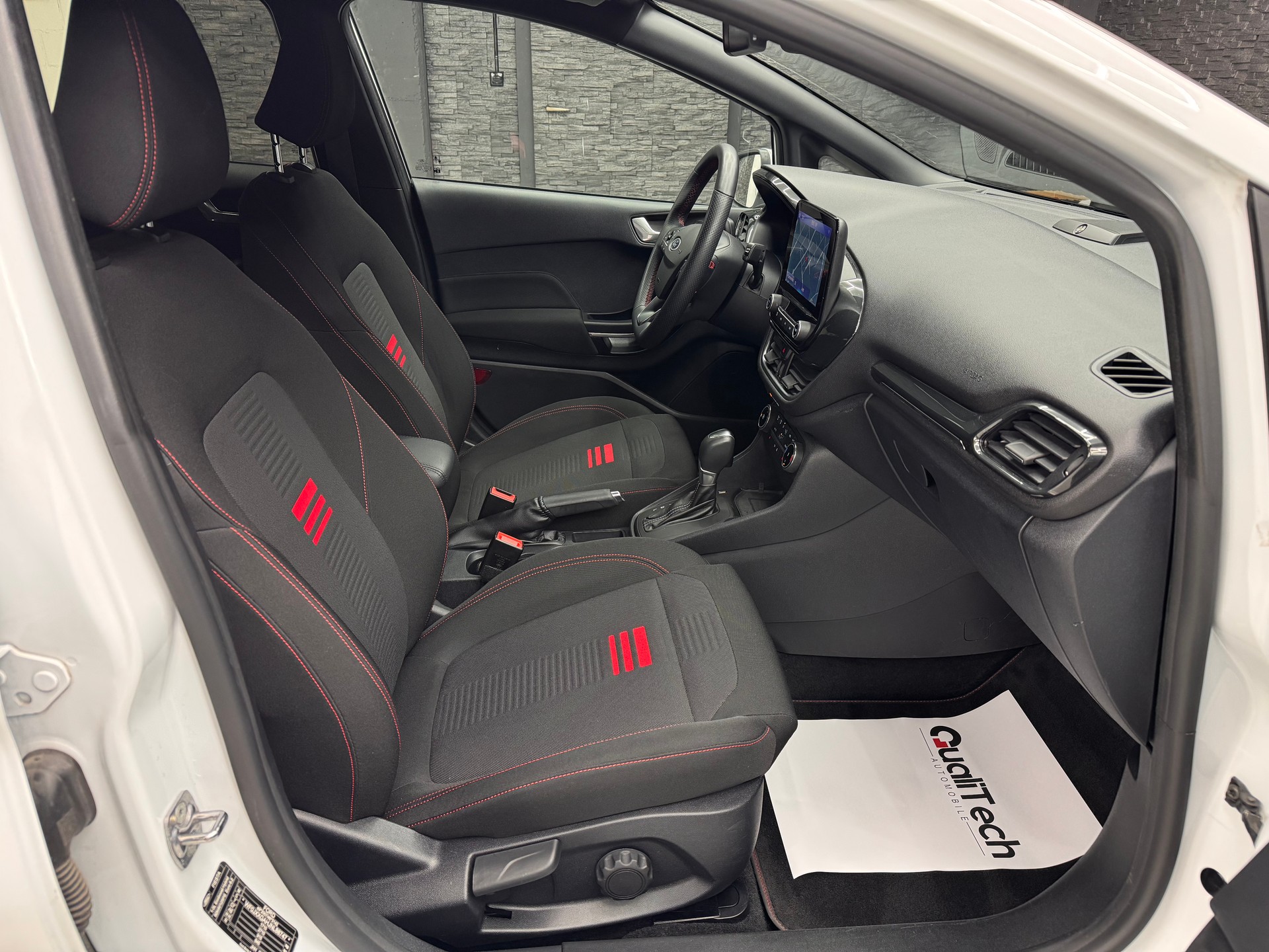 FORD Fiesta 1.0 SCTi MHEV ST Line Automat-image-8