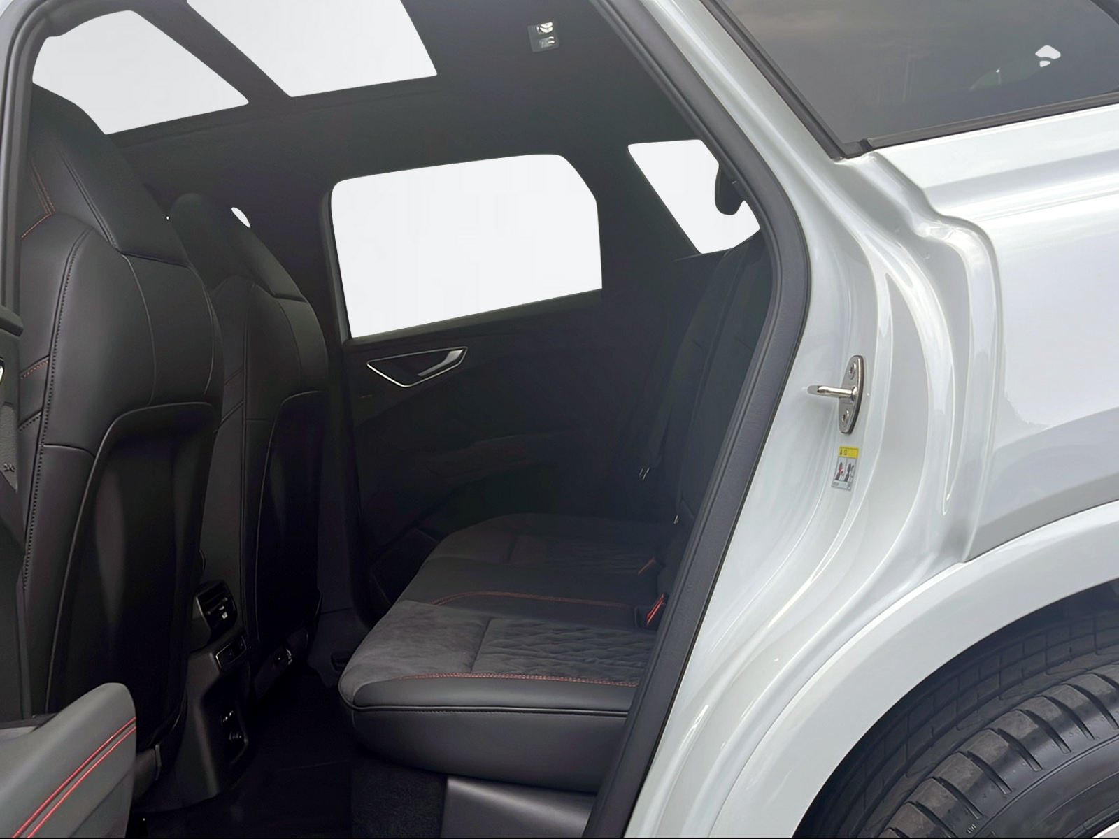 AUDI Q4 45 e-tron quattro 286PS/210kW BEV elektrisch-image-8