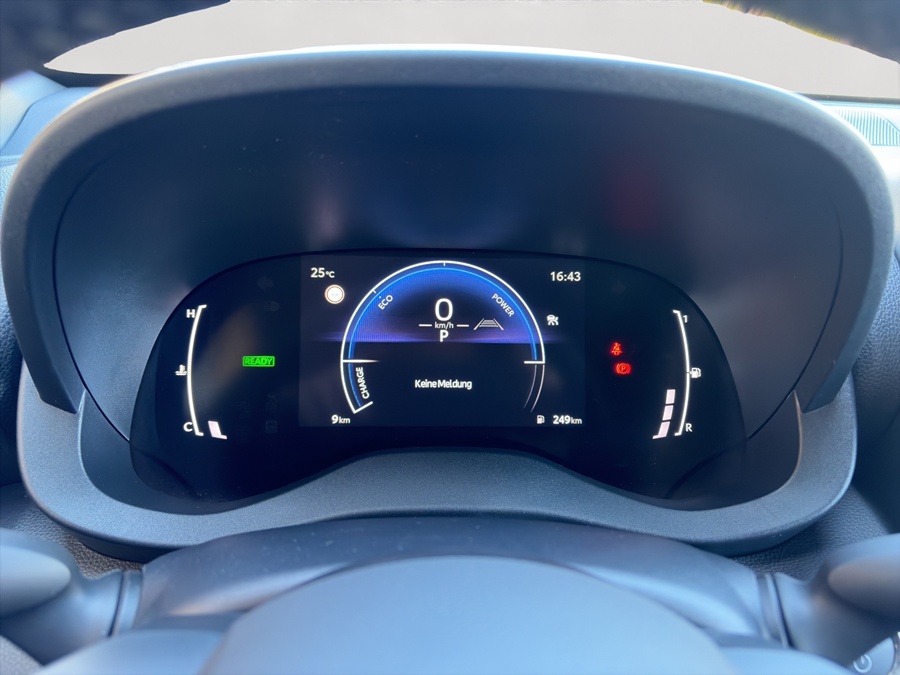 TOYOTA Yaris Cross 1.5 Trend e-CVT-image-12