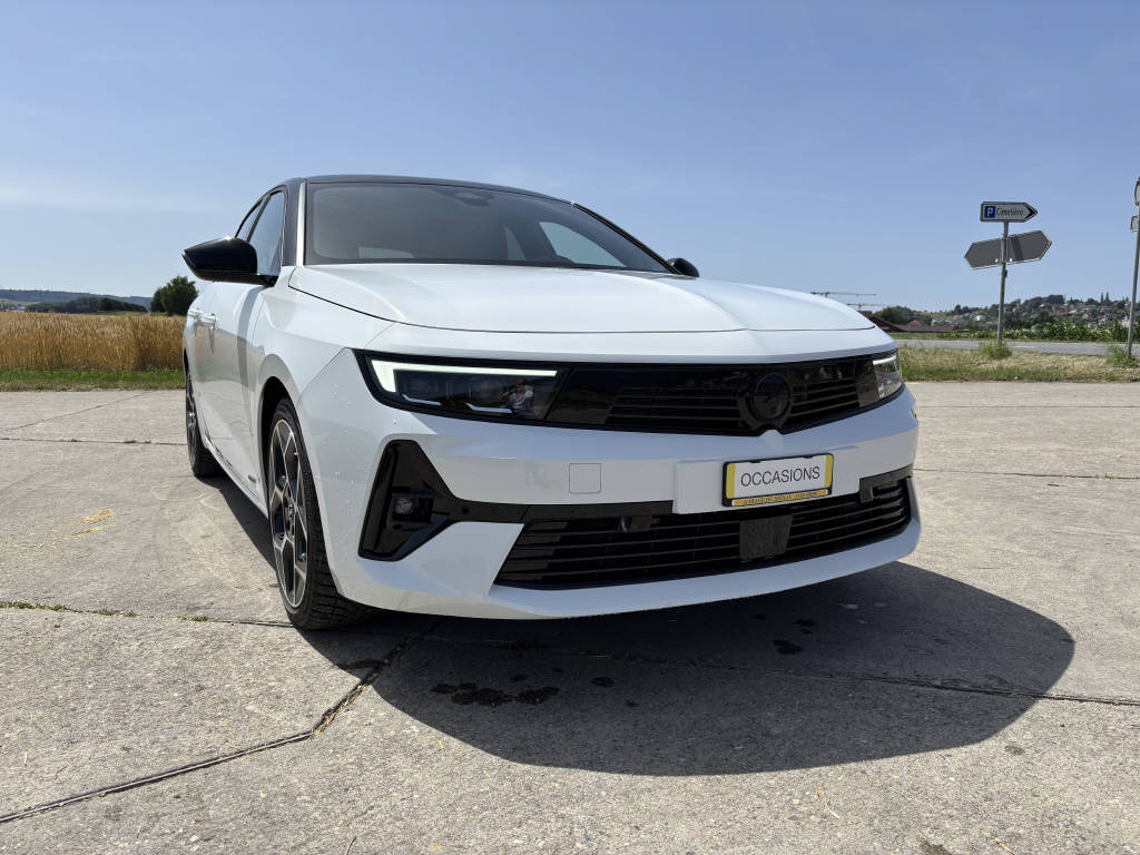 OPEL Astra 1.6 T PHEV 180 Swiss Premium-image-1