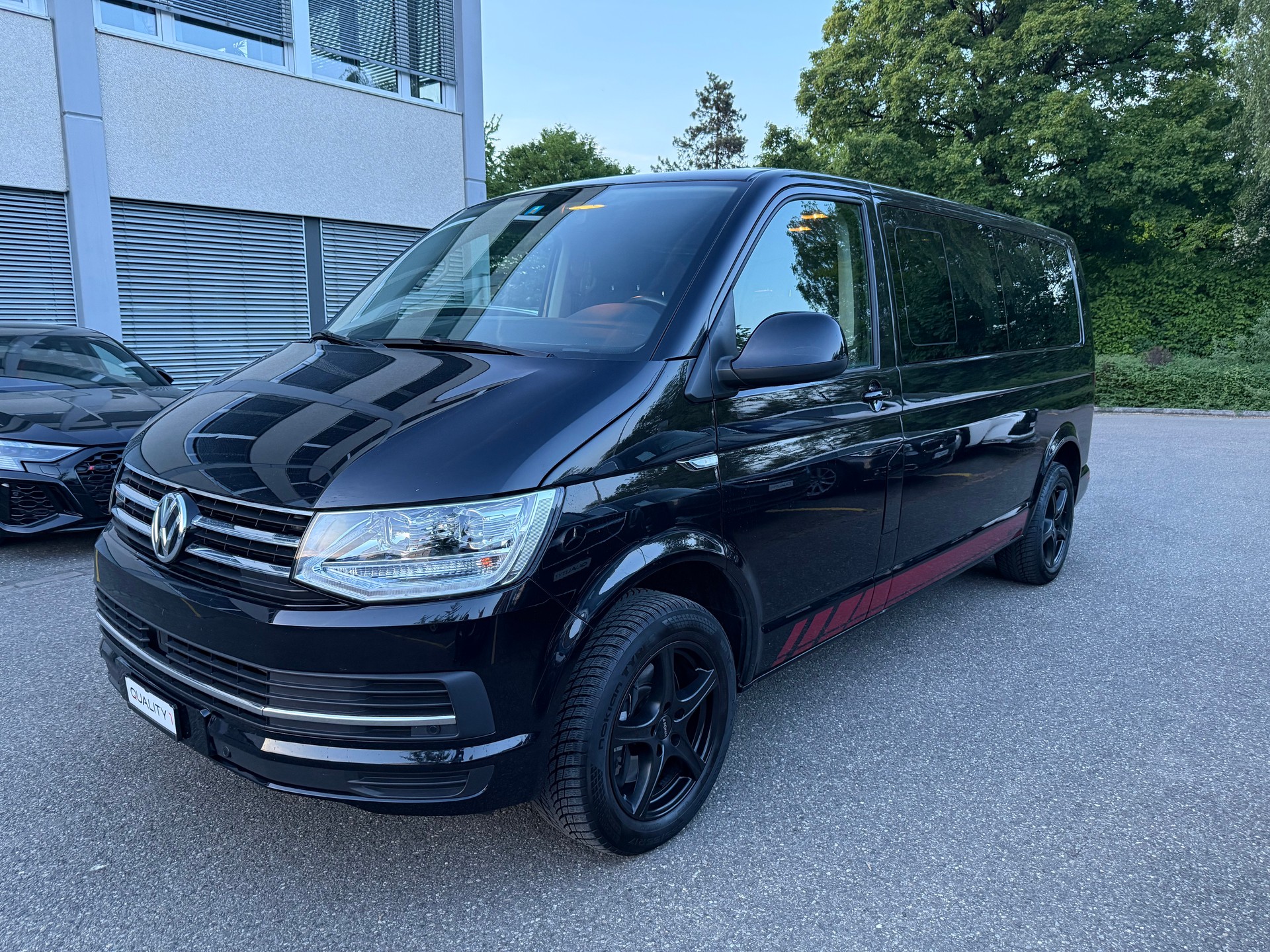 VW T6 Multivan 2.0 TDI Comfortline 4Motion LWB-image-1