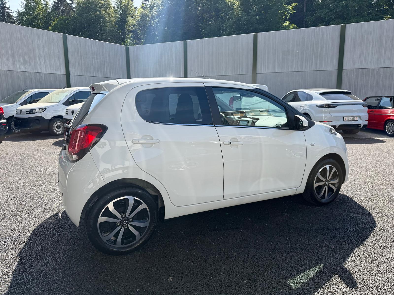 CITROEN C1 1.0 VTi ETG5 Shine Edition-image-4