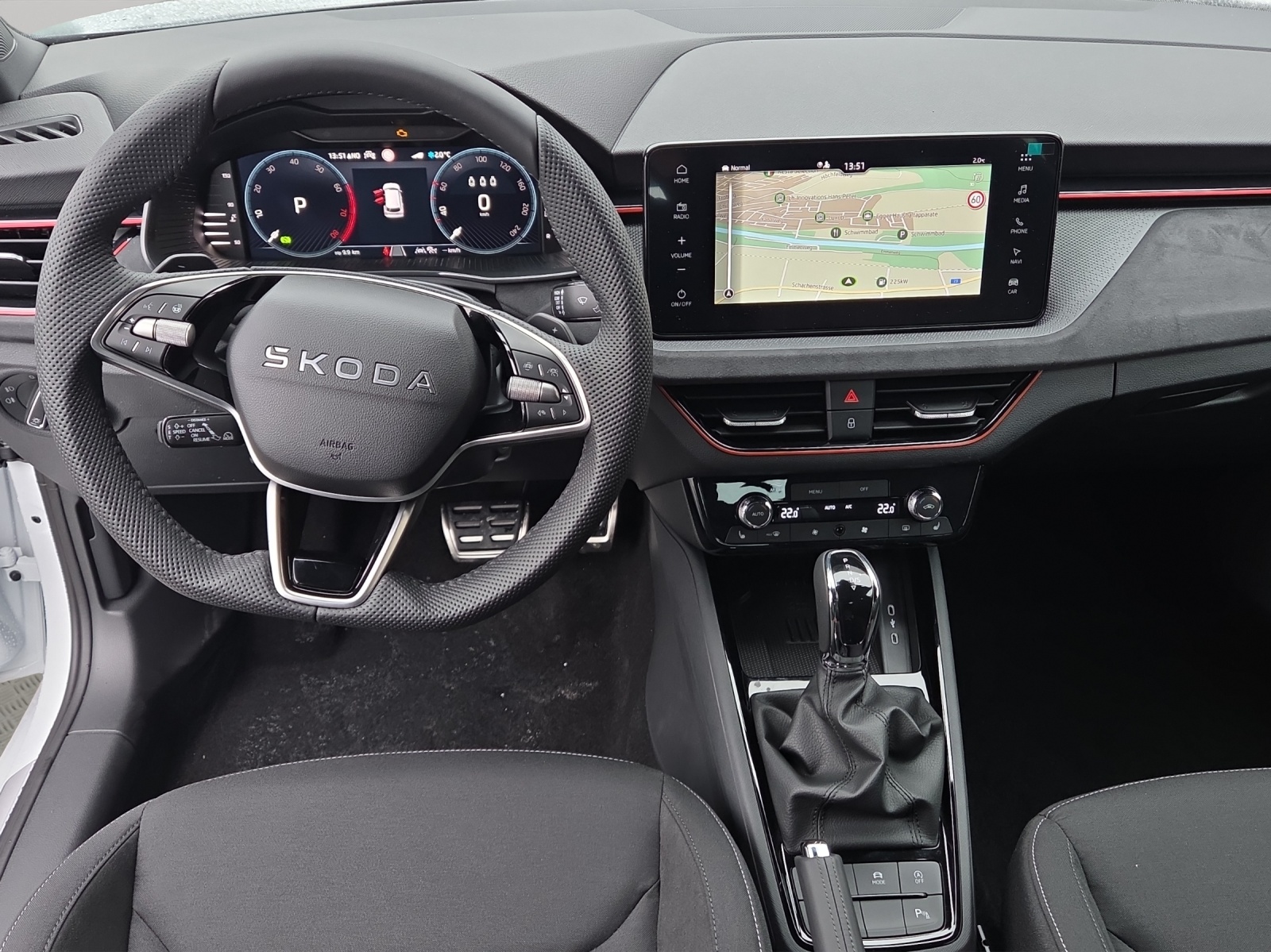SKODA Kamiq 1.5 TSI Dynamic DSG-image-6