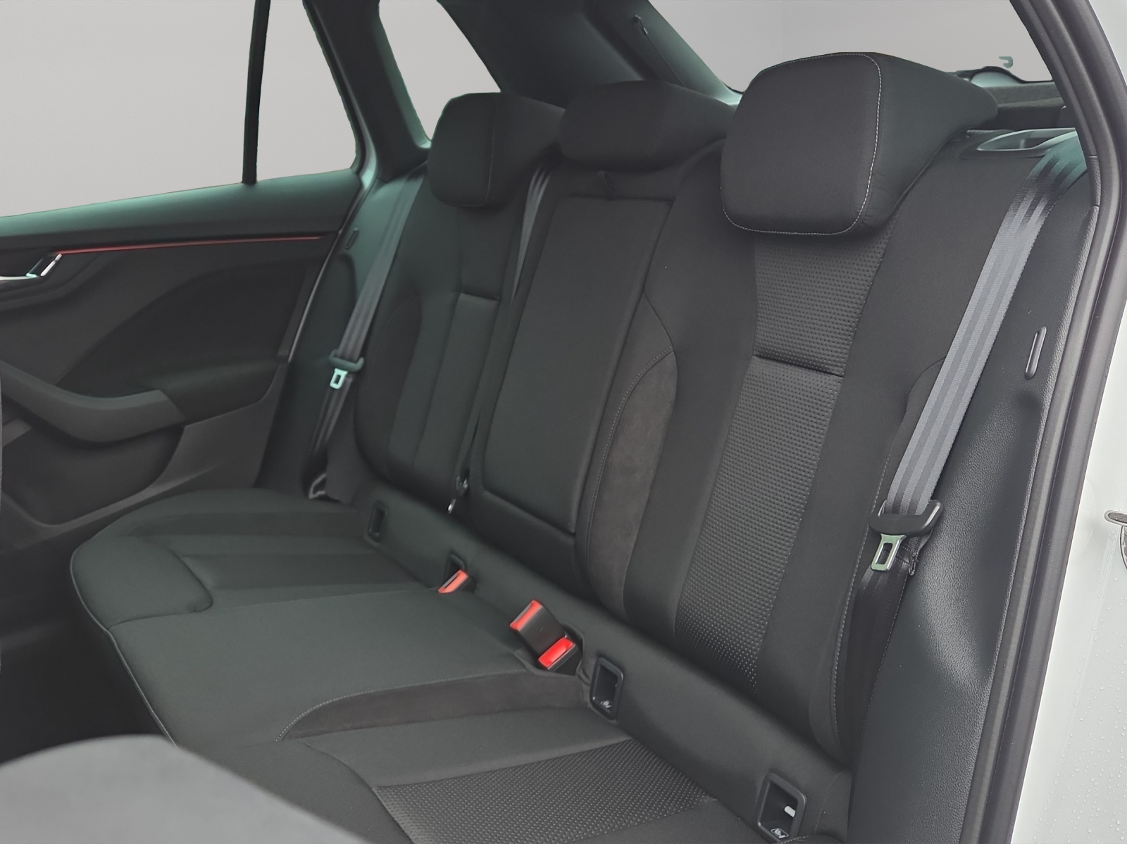 SKODA Kamiq 1.5 TSI Dynamic DSG-image-8