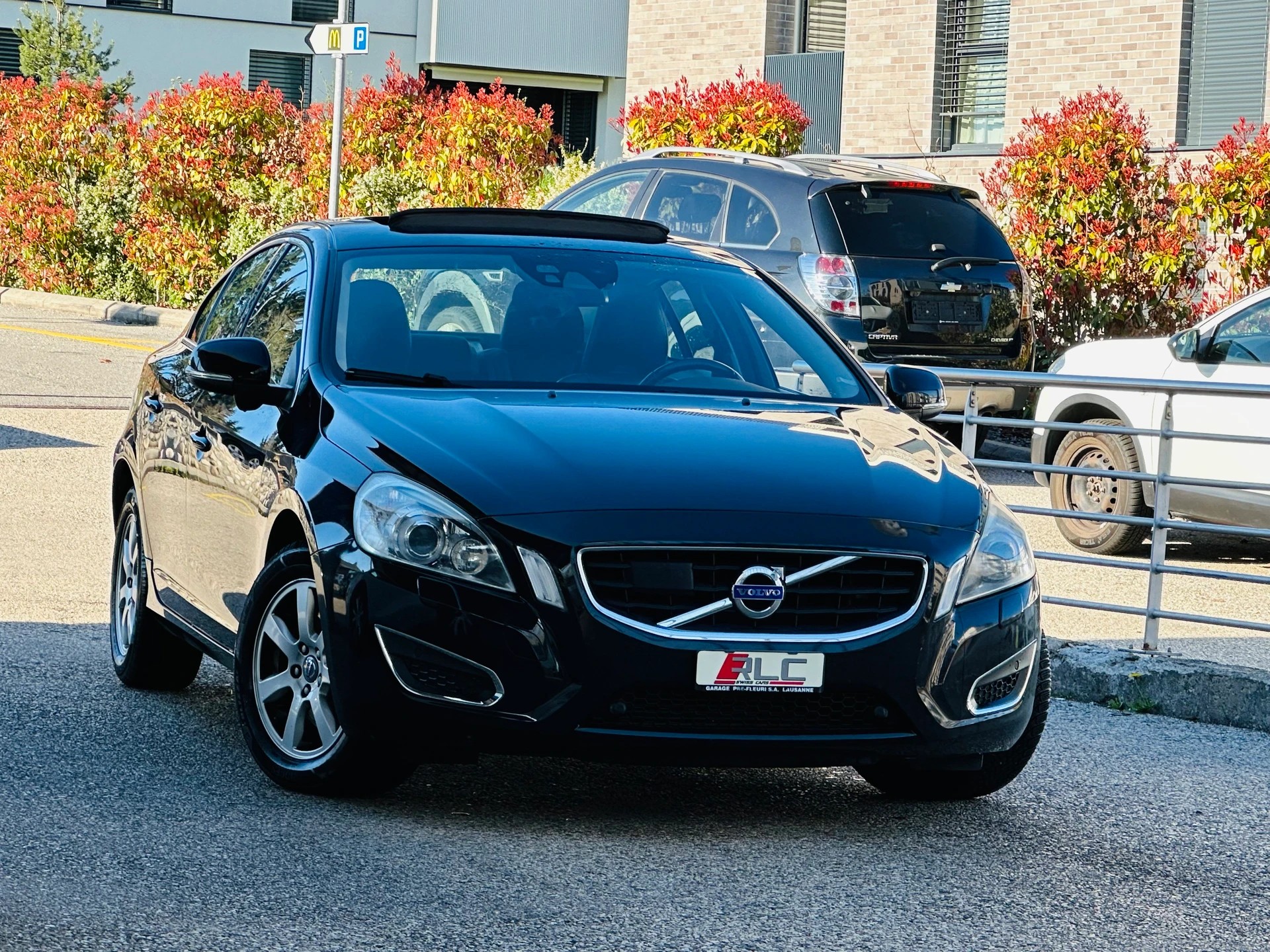 VOLVO S60 D3 Summum Geartronic-showroom-element-2