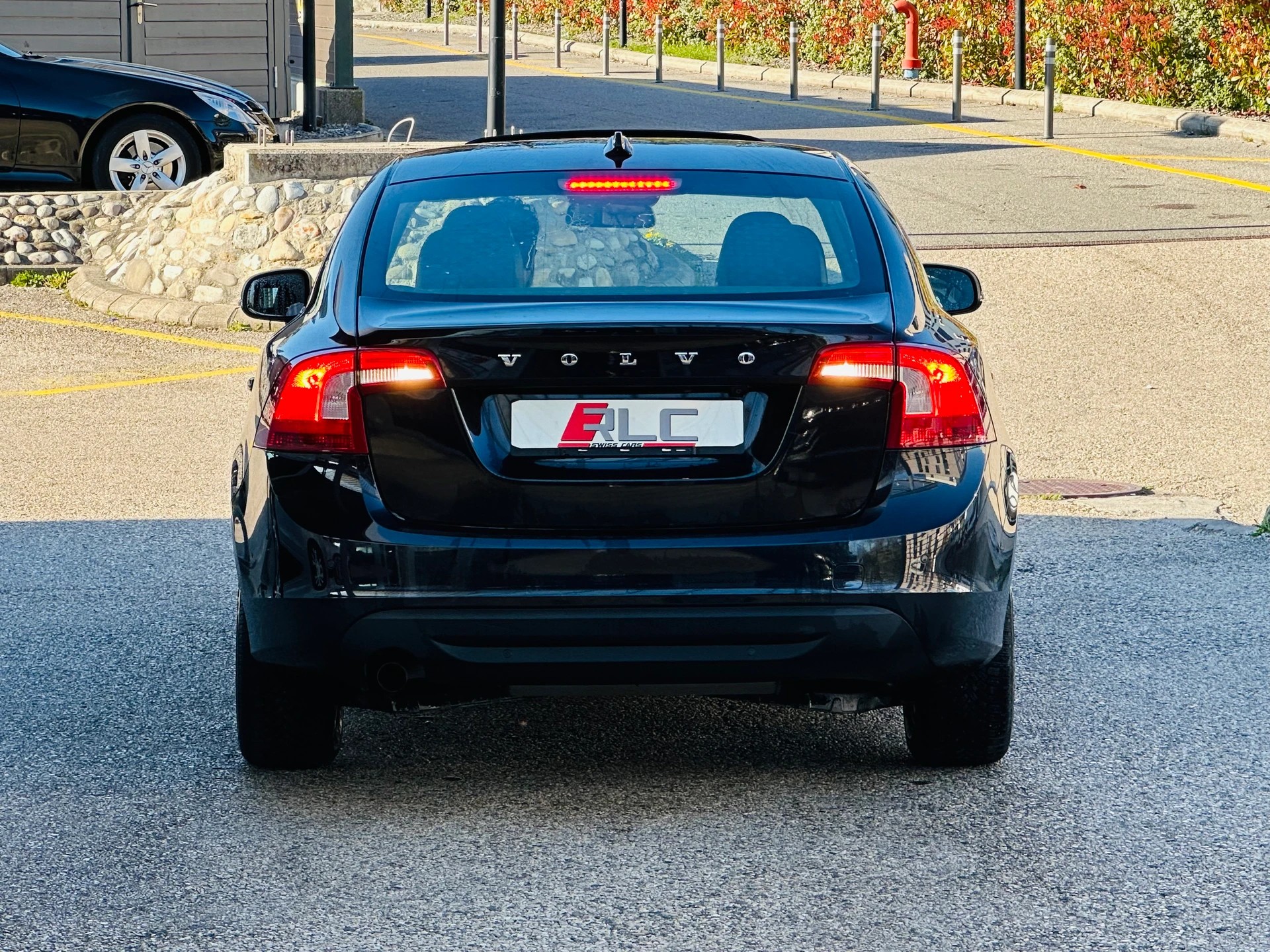 VOLVO S60 D3 Summum Geartronic-image-6