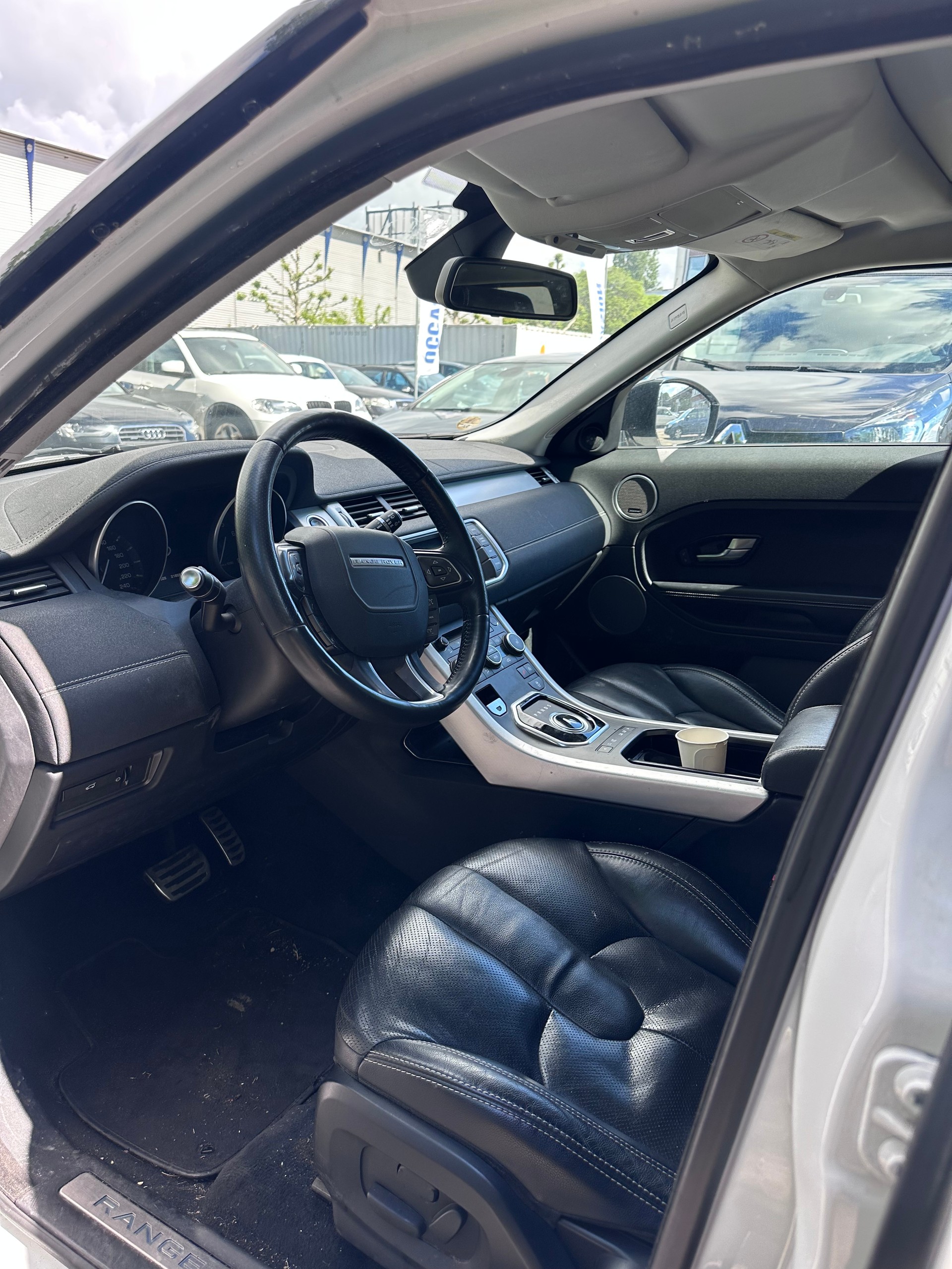 LAND ROVER Range Rover Evoque 2.0 Si4 Dynamic AT9-image-8
