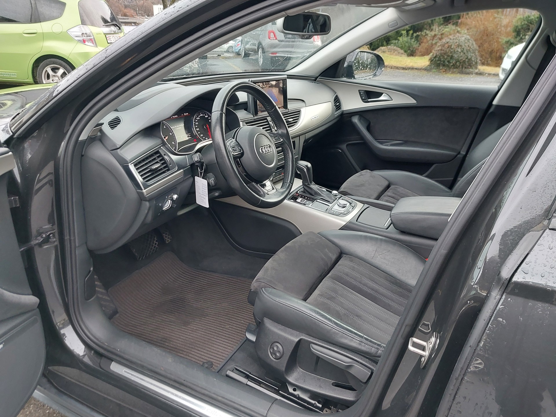 AUDI A6 allroad 3.0 TDI V6 quattro S-tronic-image-5