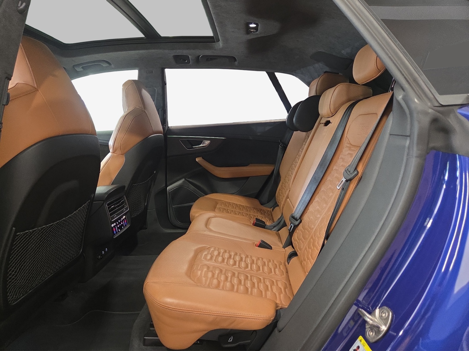 AUDI RSQ8 quattro tiptronic-image-11