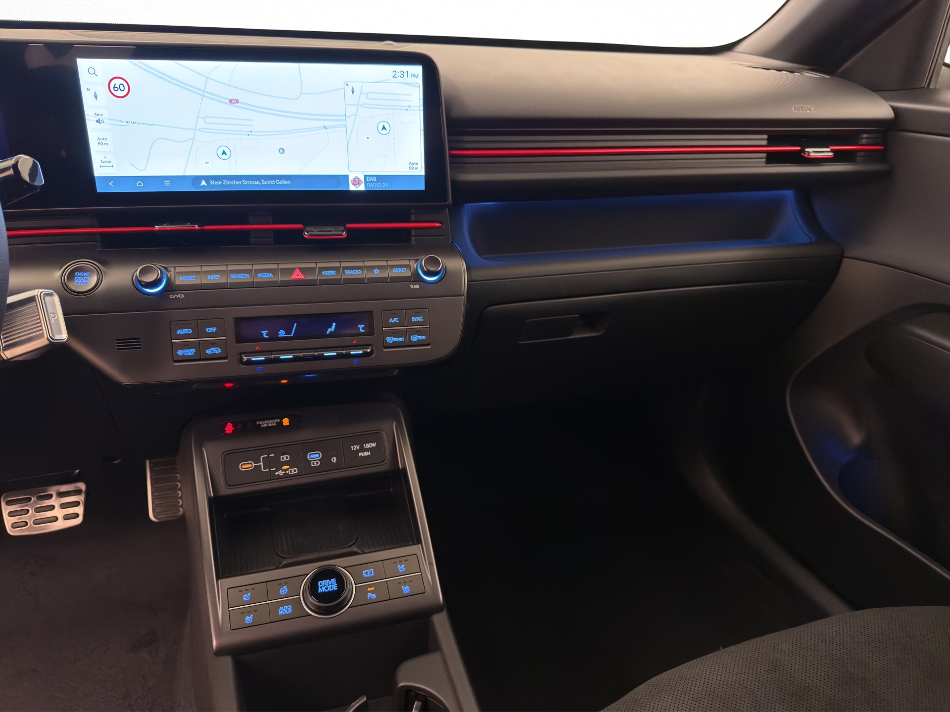 HYUNDAI Kona 1.6 GDi Hybrid N-Line-image-9
