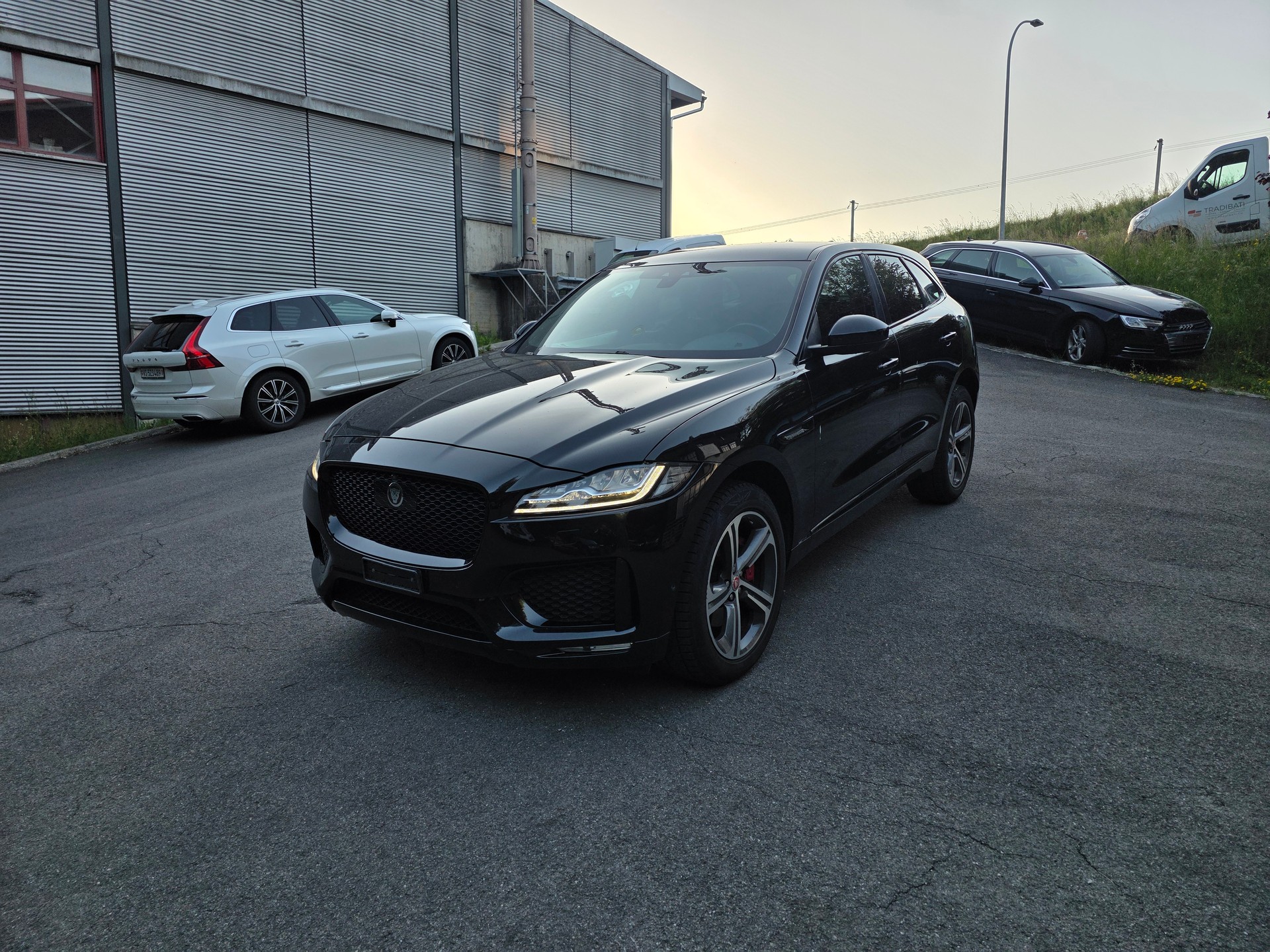 JAGUAR F-Pace 3.0 TD S AWD Automatik-image-1