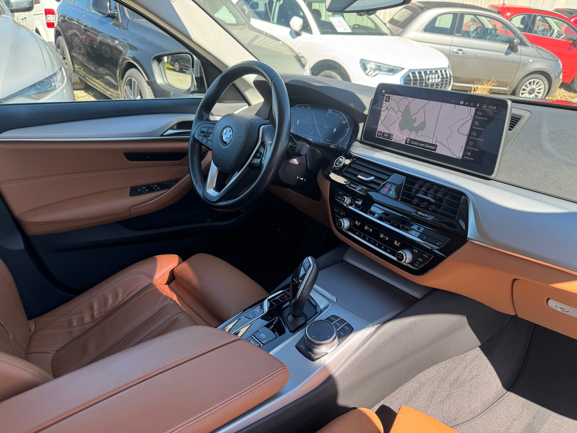 BMW 520d xDrive 48V Touring Luxury Steptronic-image-6