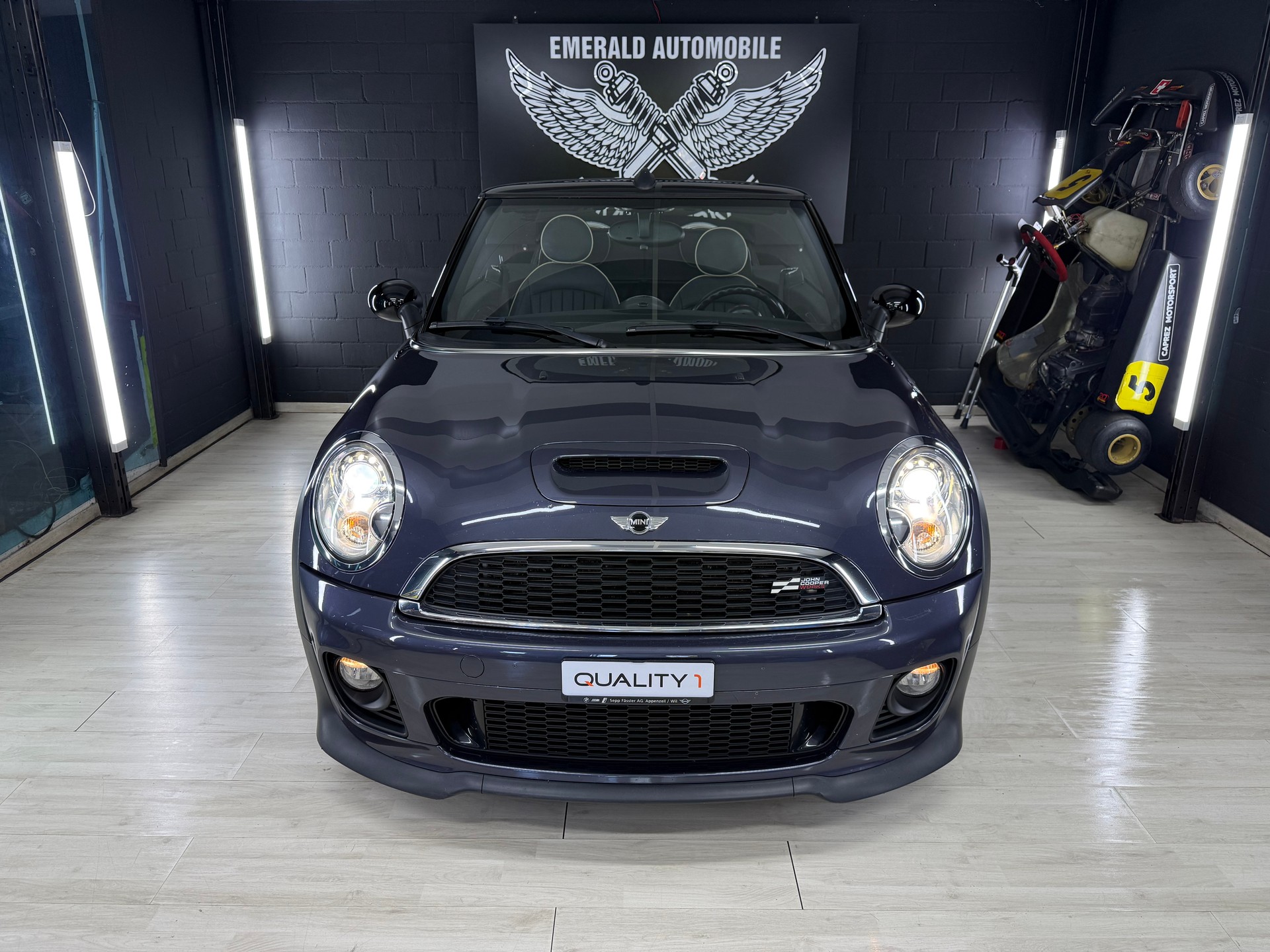 MINI JOHN COOPER WORKS-image-1