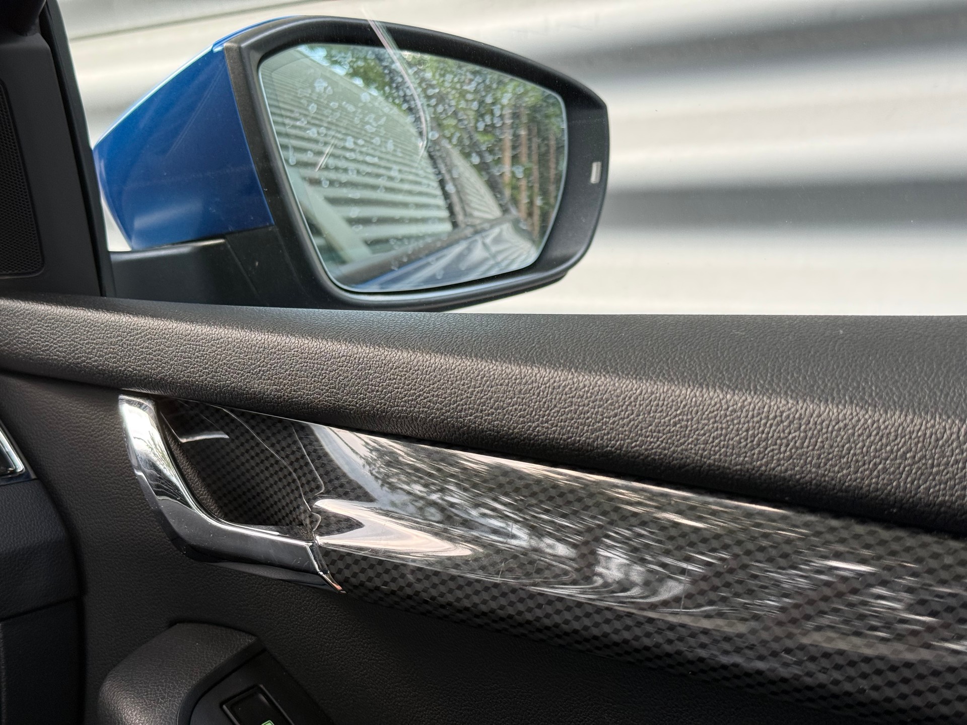 SKODA Octavia Combi 2.0 TSI RS-image-11