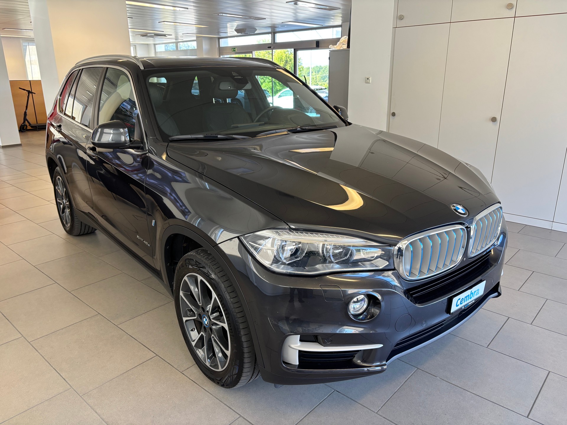 BMW X5 xDrive 40e iPerformance Steptronic-showroom-element-1