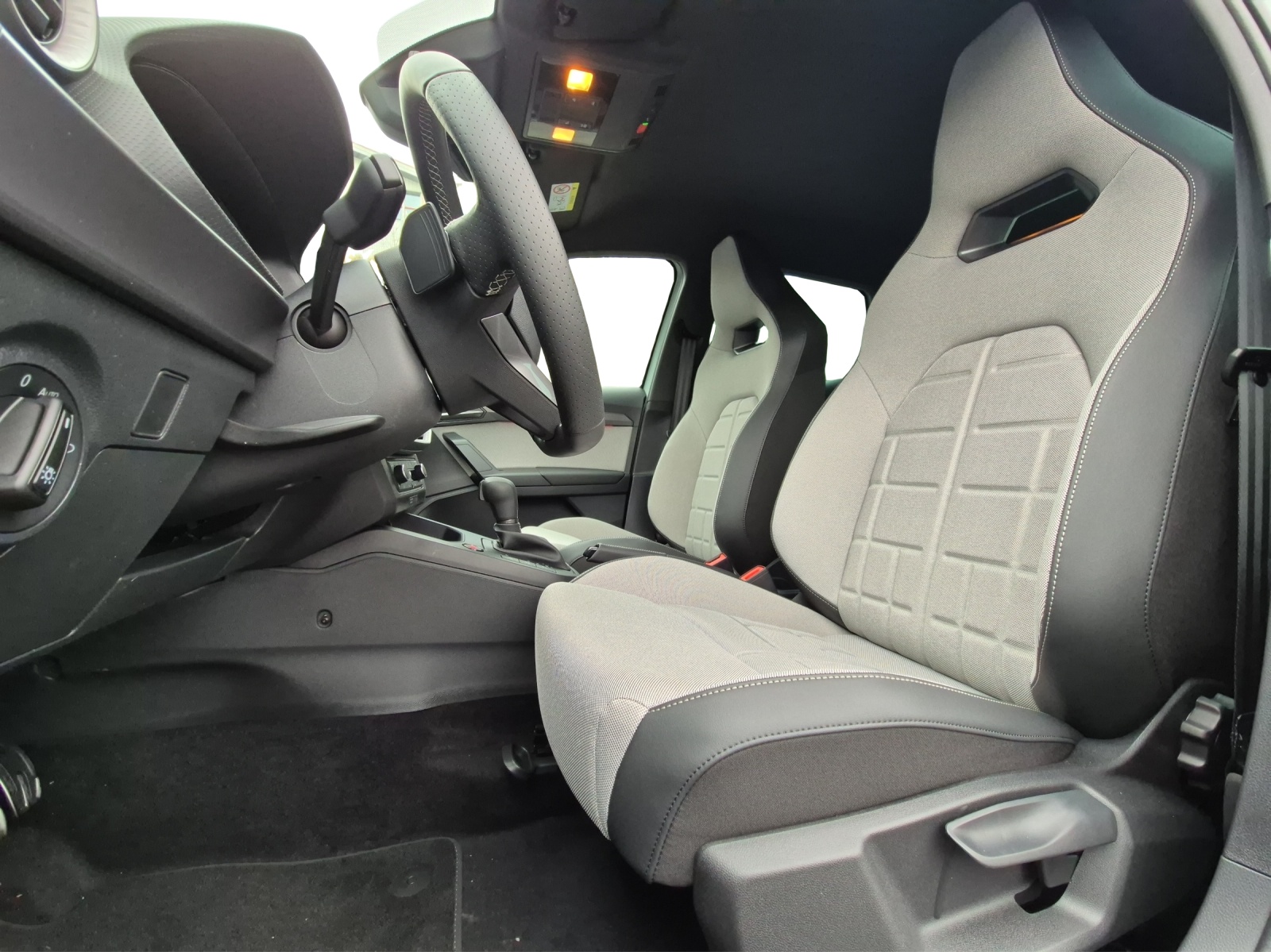 SEAT Arona 1.5 TSI Move FR DSG-image-4