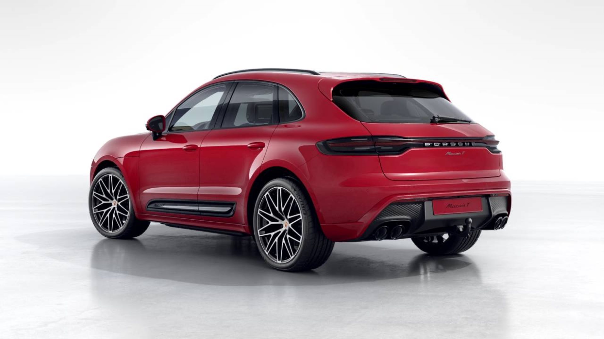PORSCHE Macan T (MY24)-image-2