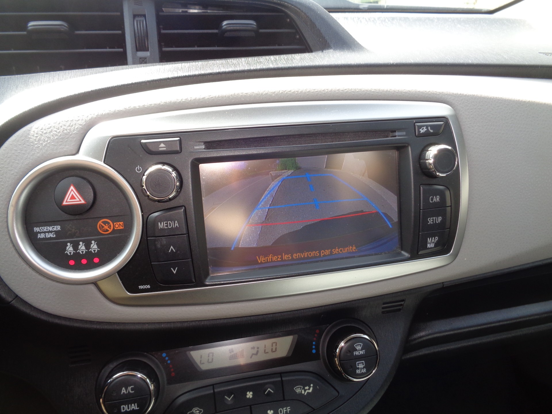 TOYOTA Yaris 1.33 Sol Multidrive-image-12