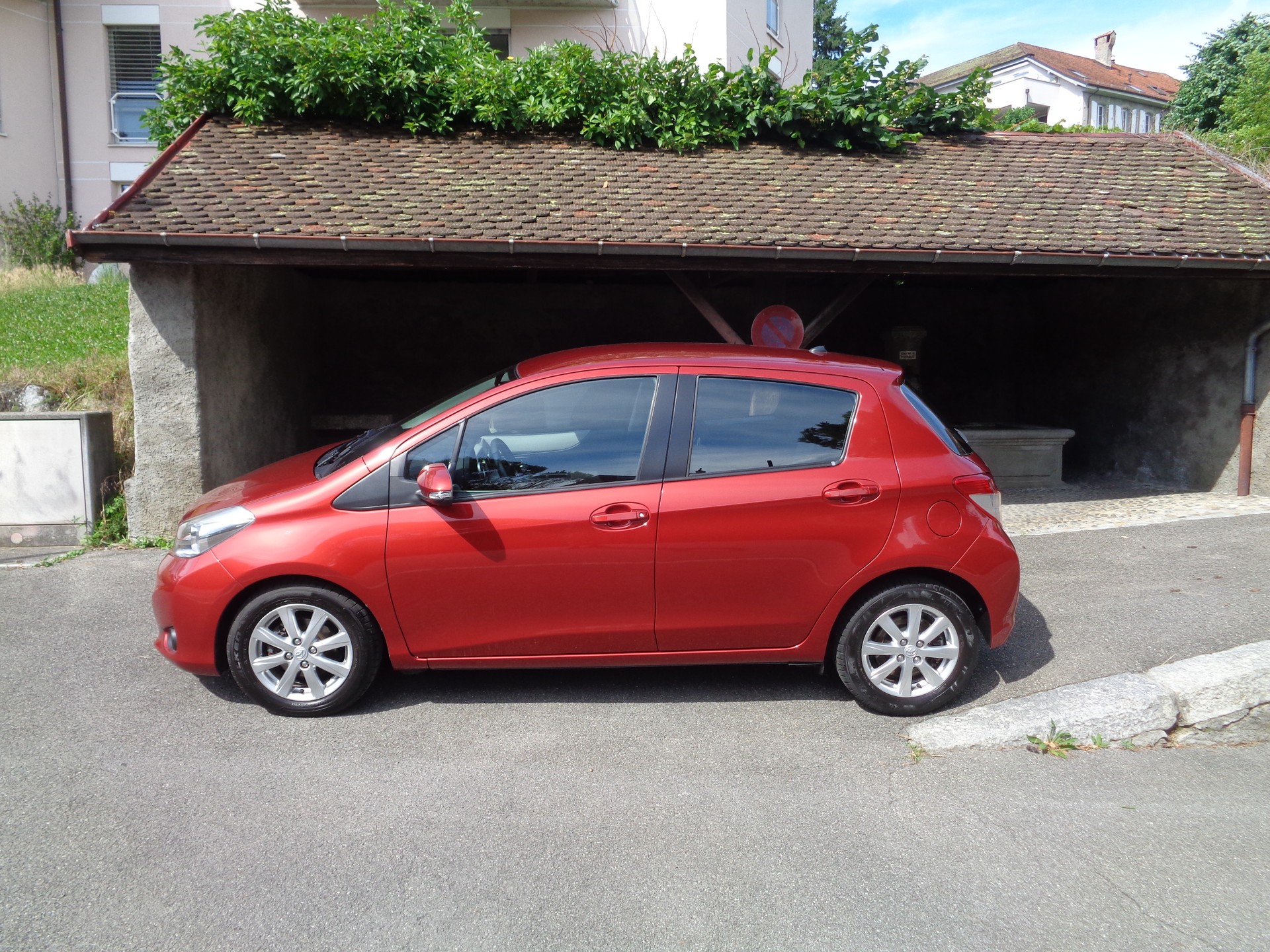 TOYOTA Yaris 1.33 Sol Multidrive-image-3