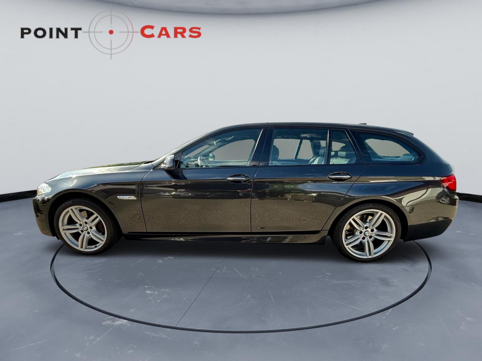 BMW 535d xDrive Touring Steptronic-image-1