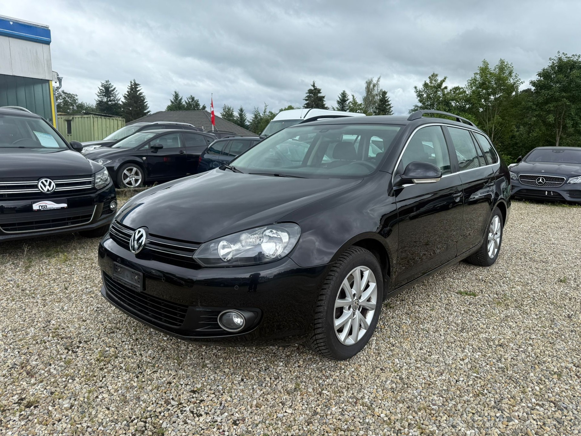 VW Golf Variant 1.6 TDI Team 4Motion-image-0